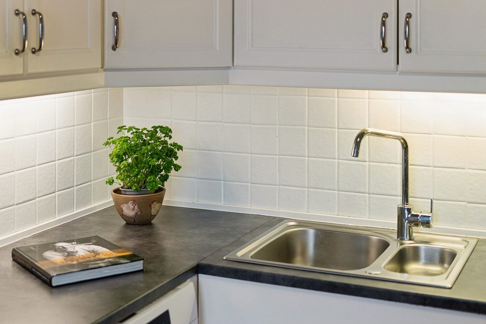 Kjøkkenenet er romslig og pent. Galleribilde