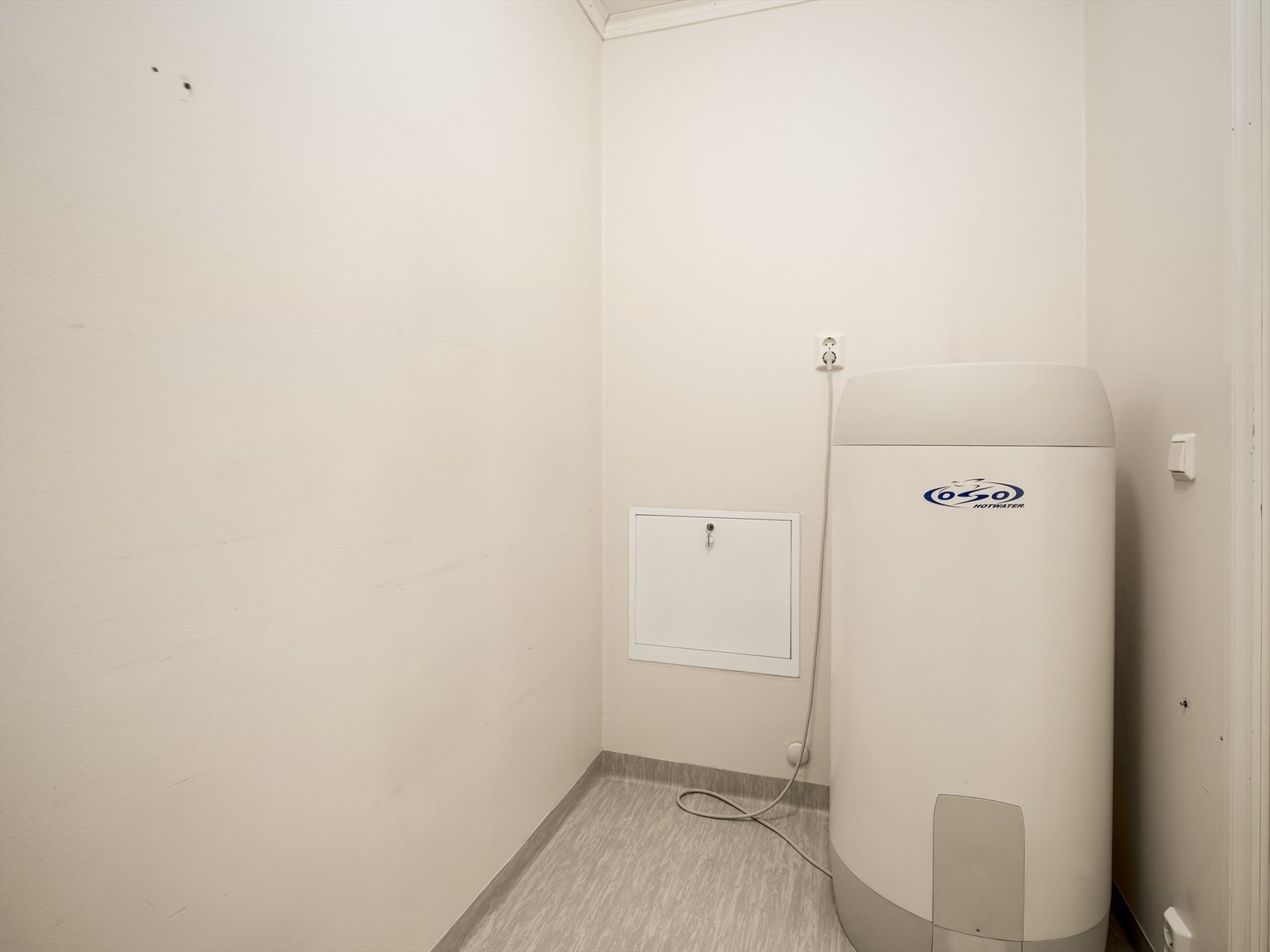 Vaskerom Galleribilde