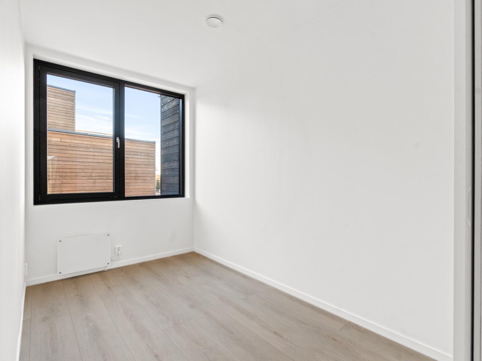 Soverom 2 passer ypperlig som barnerom, gjesterom eller et hjemmekontor. Galleribilde