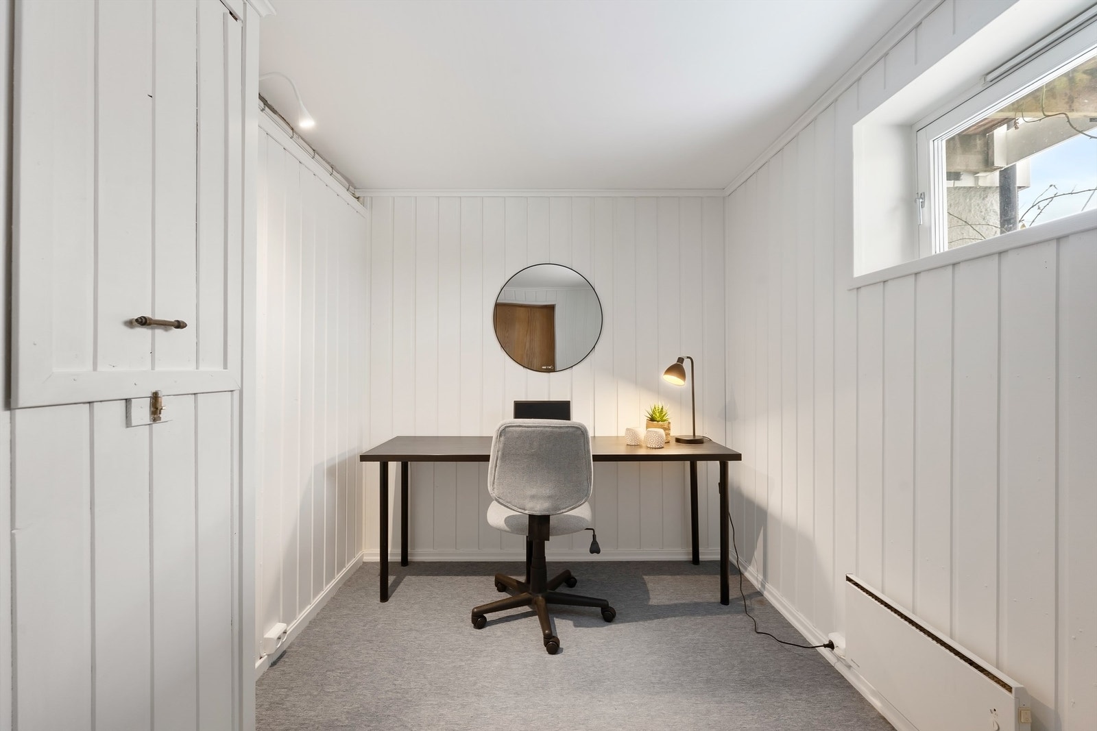 Et separat rom som er ideelt som hjemmekontor eller hobbyrom. Galleribilde