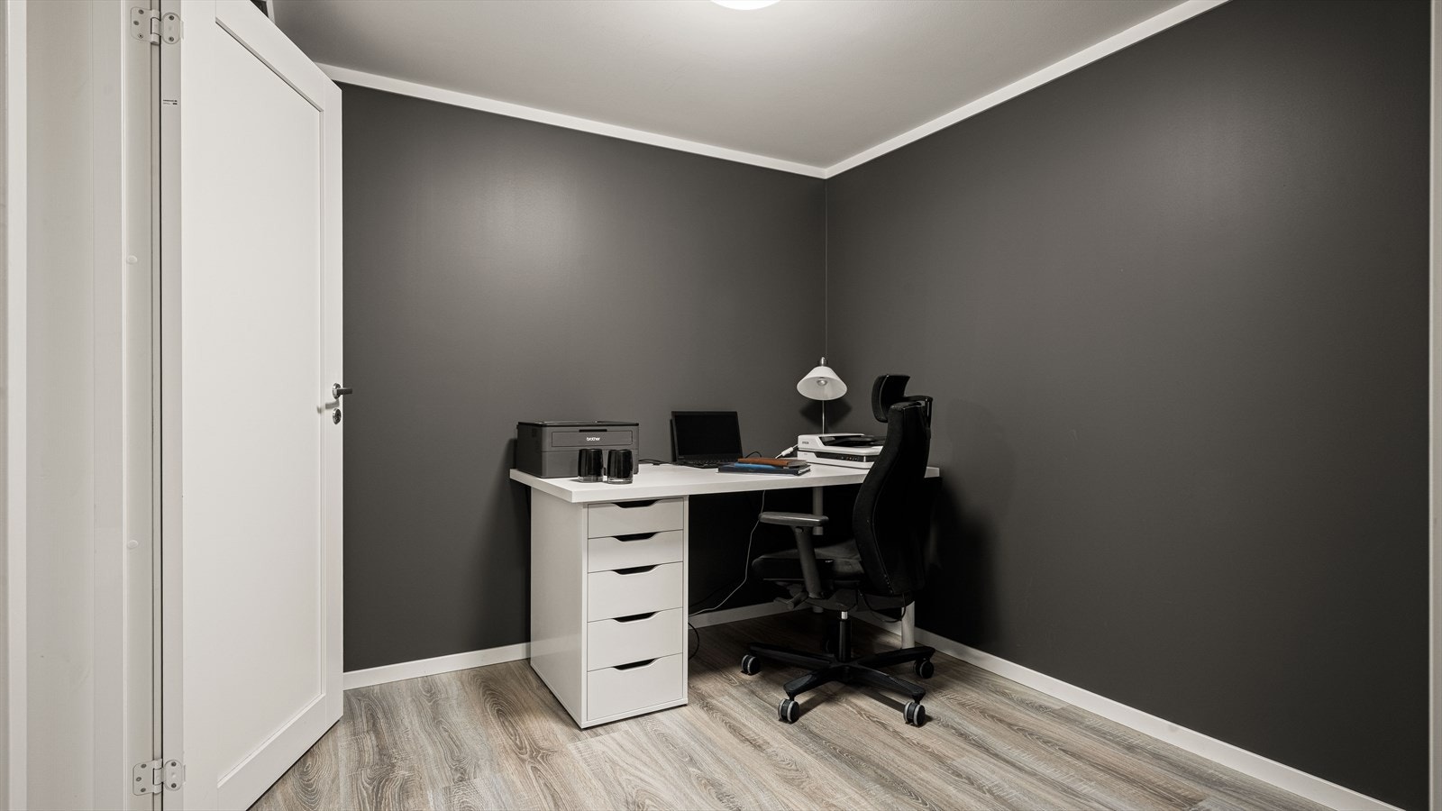 Kontor i u.etg. Galleribilde