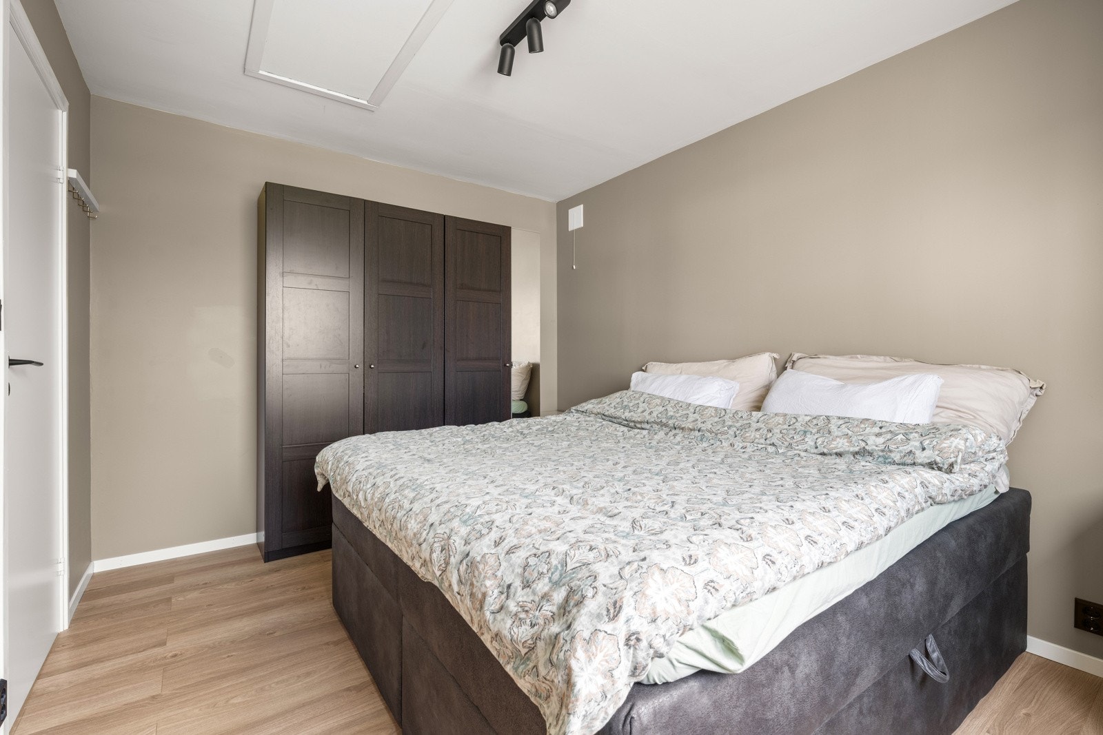 Fra soverommet er det tilgang til loft. Galleribilde