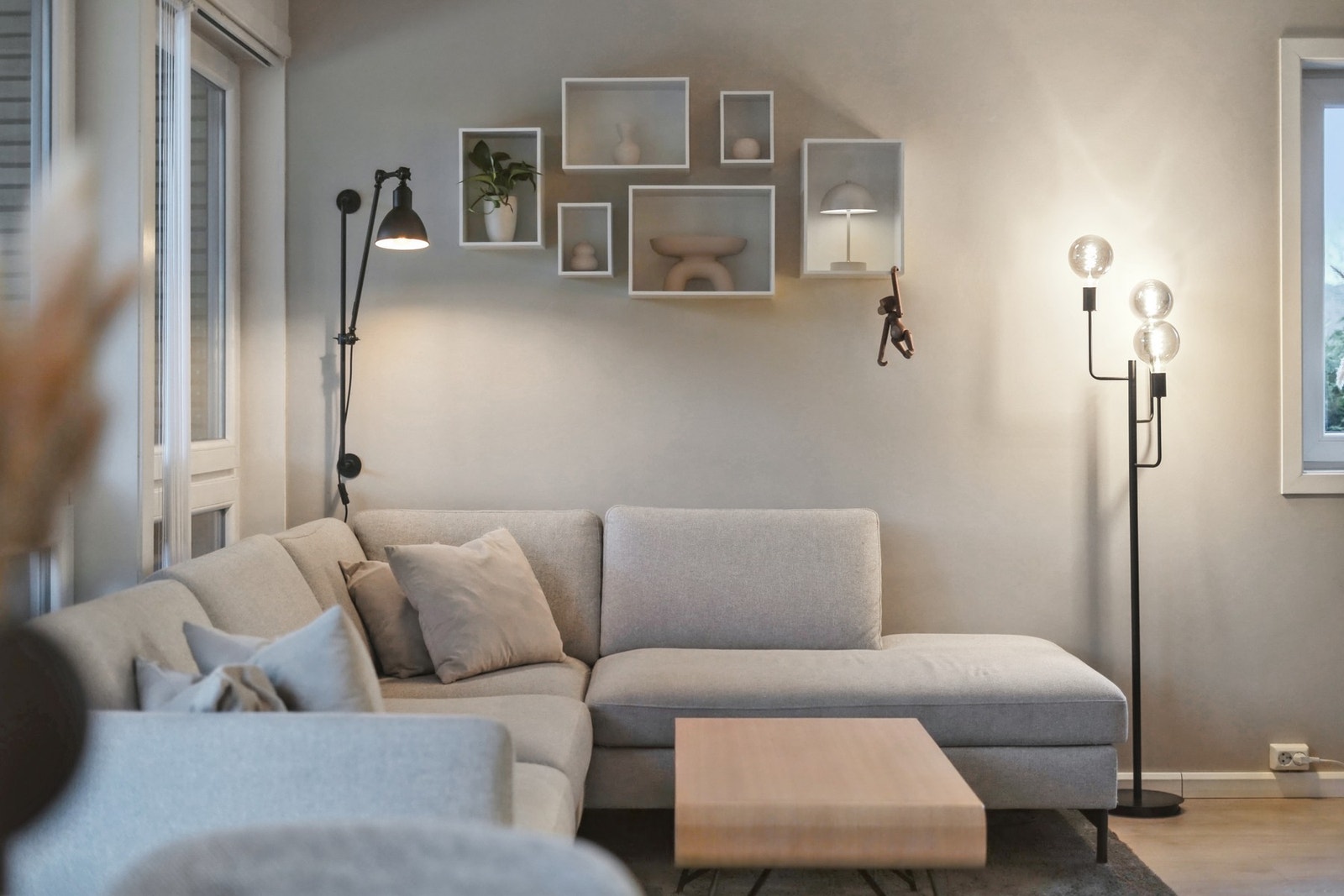 Den åpne stue/kjøkken-løsningen er på cirka 29 kvm. Galleribilde