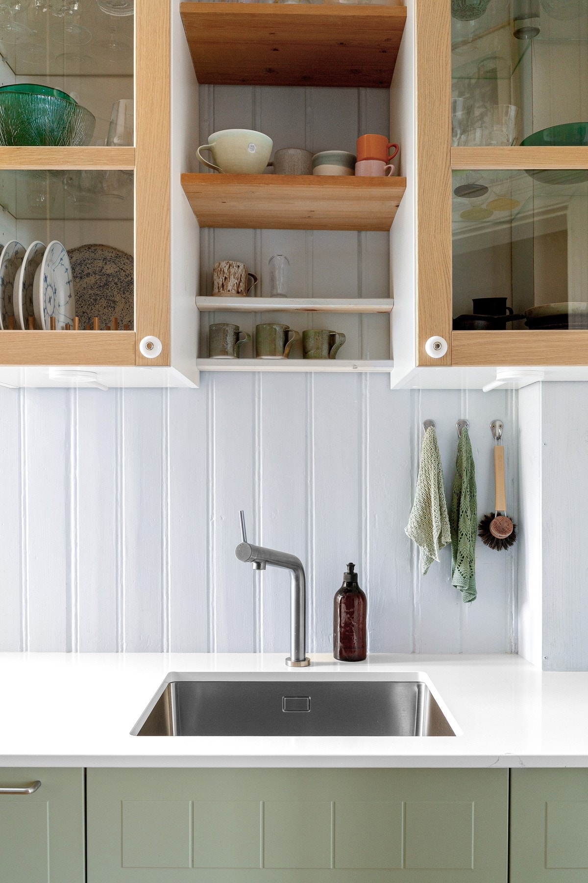 Lekre, gjennomførte detaljer som blant annet underlimt vask. Galleribilde