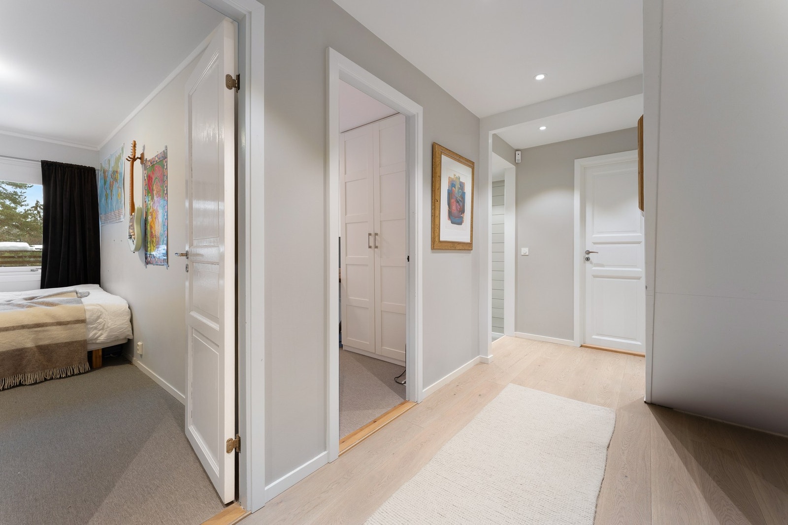 Trappegang 1. etasje. Galleribilde