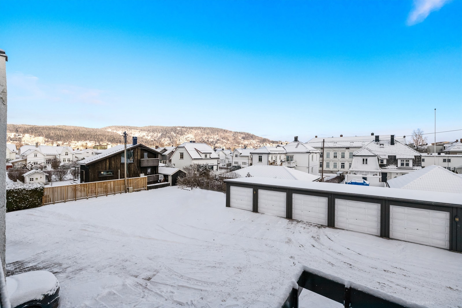 Utsikt fra balkong Galleribilde