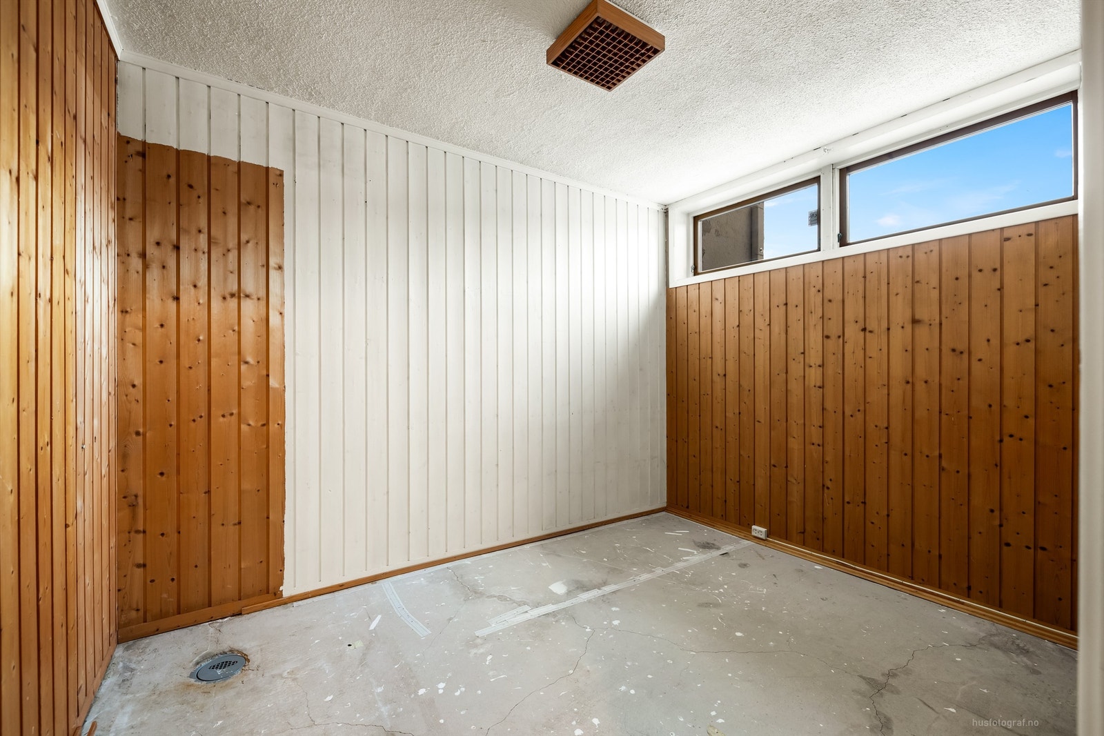 Godt med lagringsplass i flere kjellerboder Galleribilde