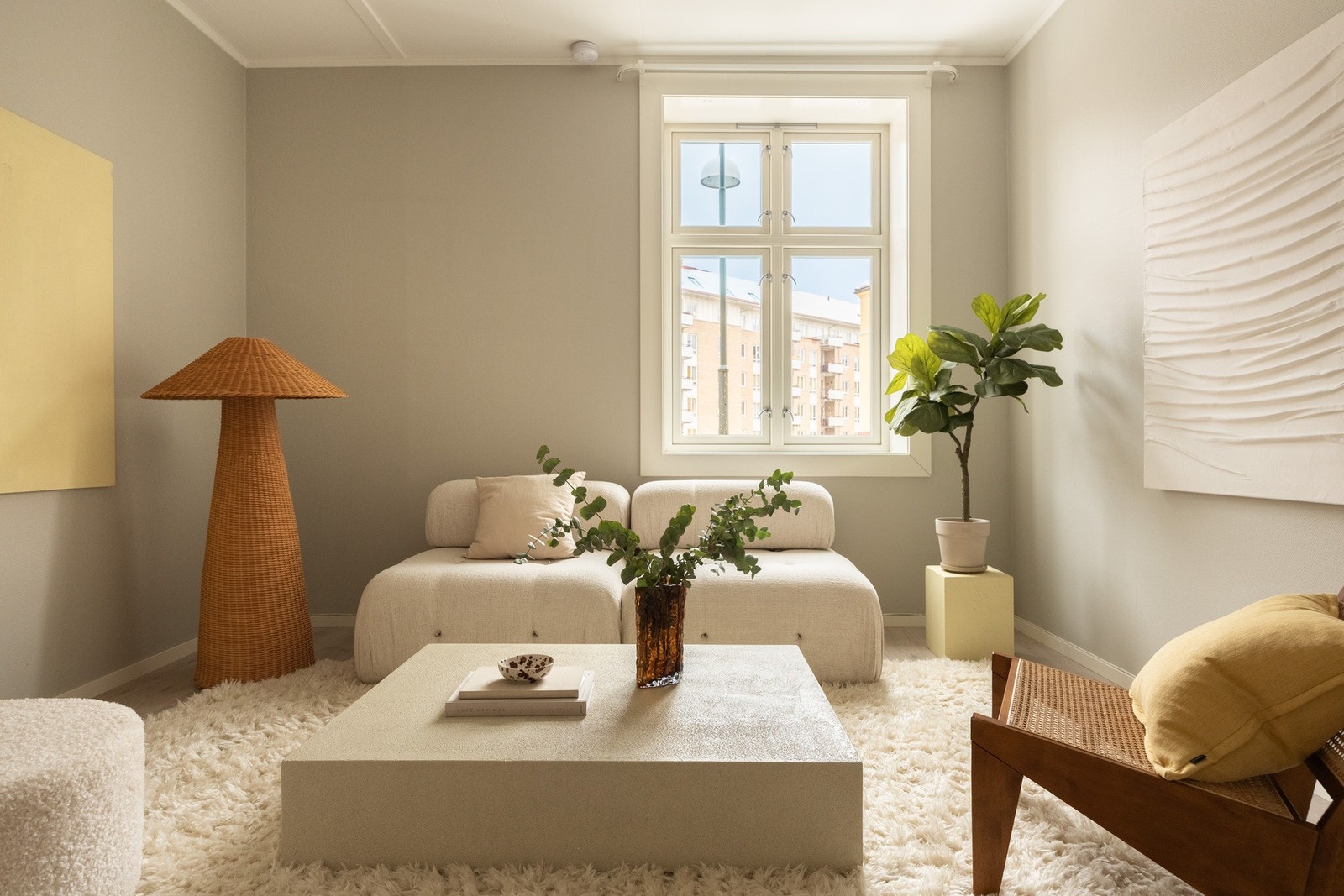 Legg merke til den gode takhøyden, som er målt opptil 2,8 meter. Galleribilde