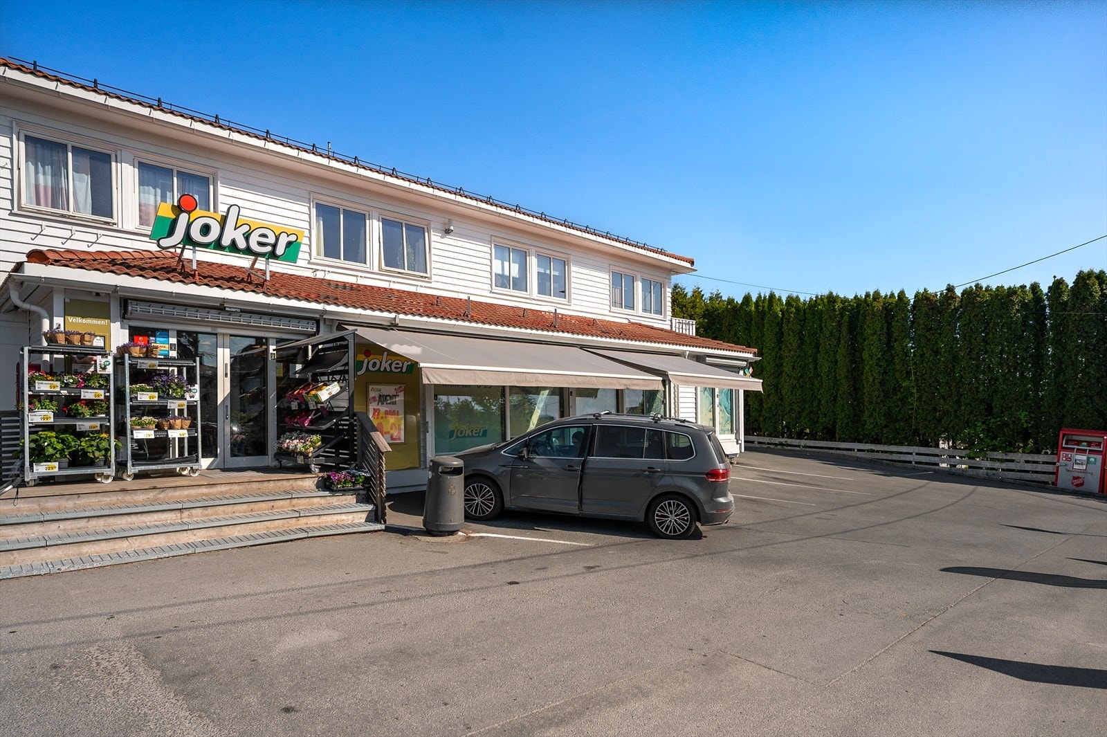 Gangavstand til Joker dagligvare i Vækerøveien Galleribilde