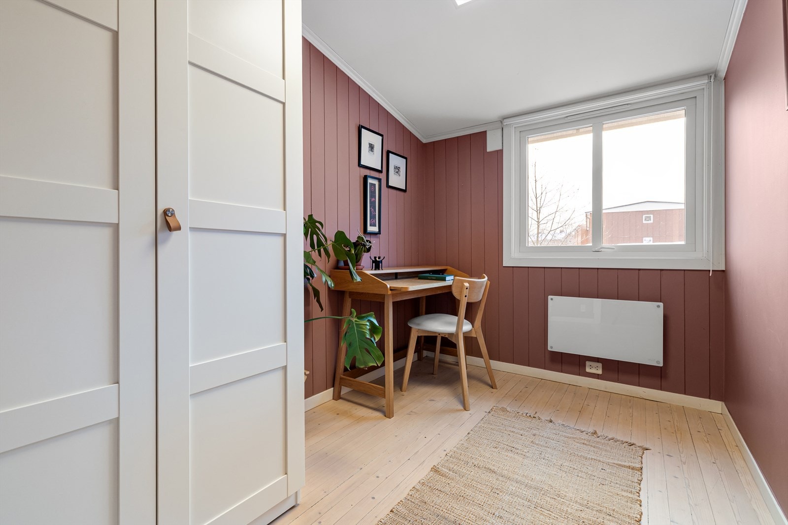 Rekkehuset har totalt 3 soverom i 2. etasje. Galleribilde