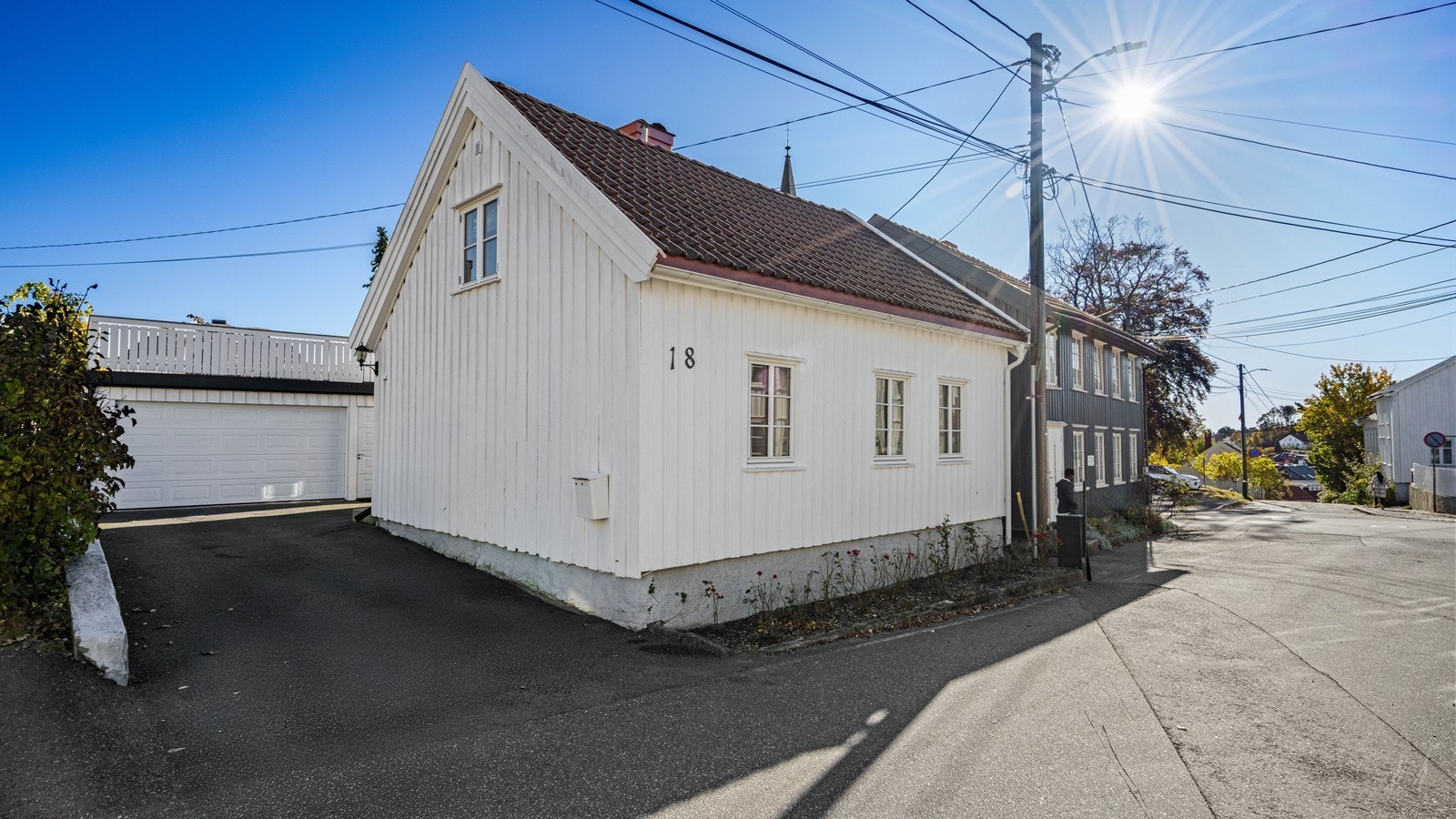 Hyggelig klassisk sørlandshus rett ved sentrum Galleribilde