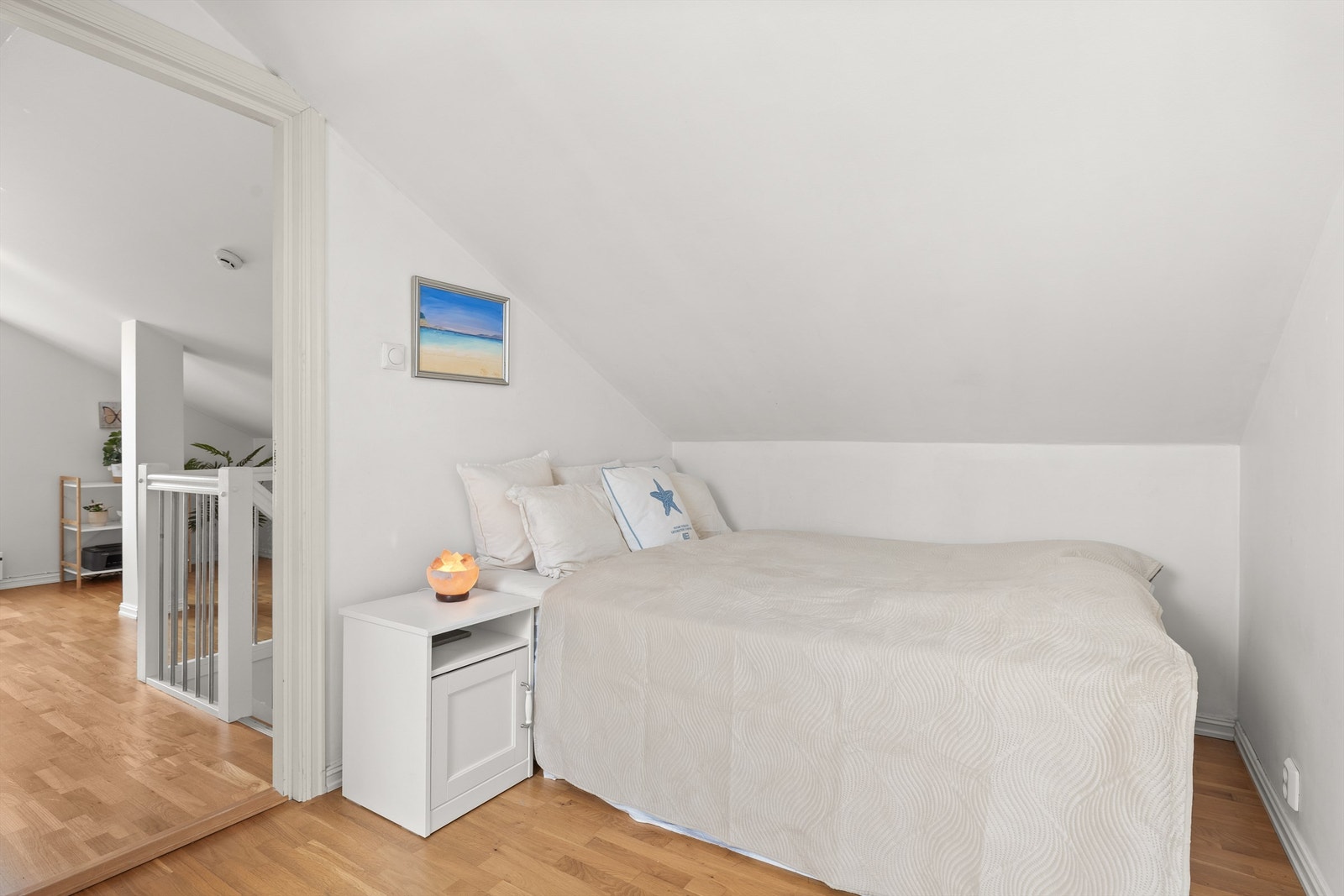 Soverom. Galleribilde