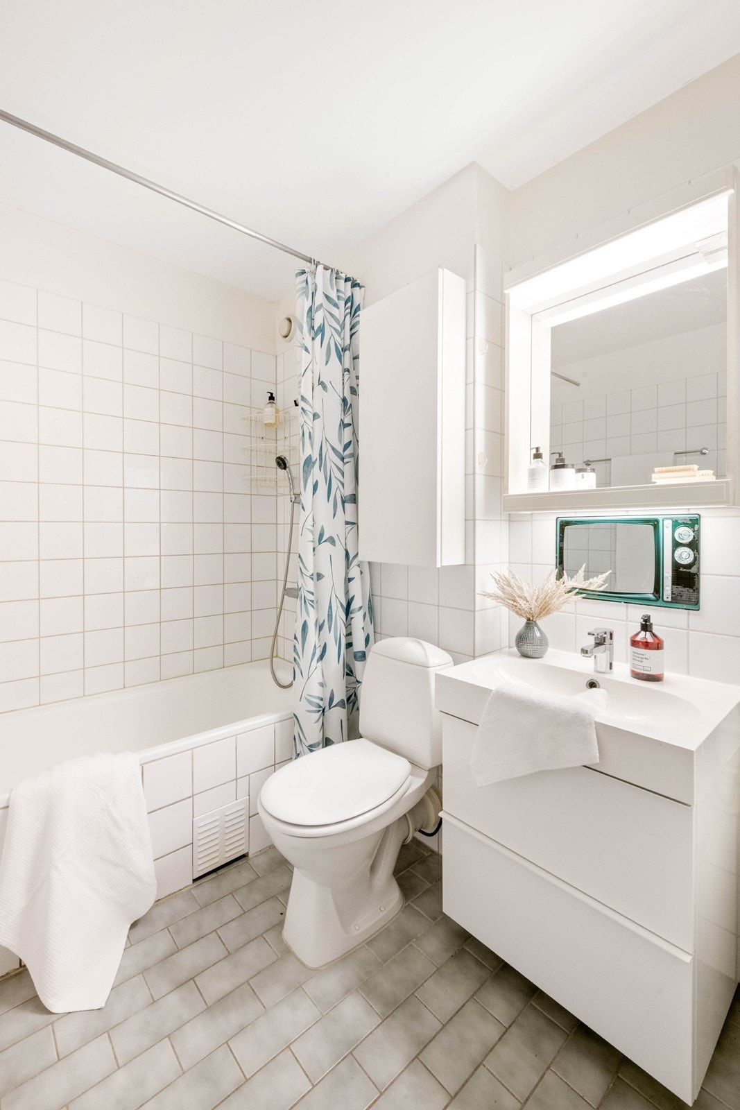 Deler av servant innredning er byttet Galleribilde