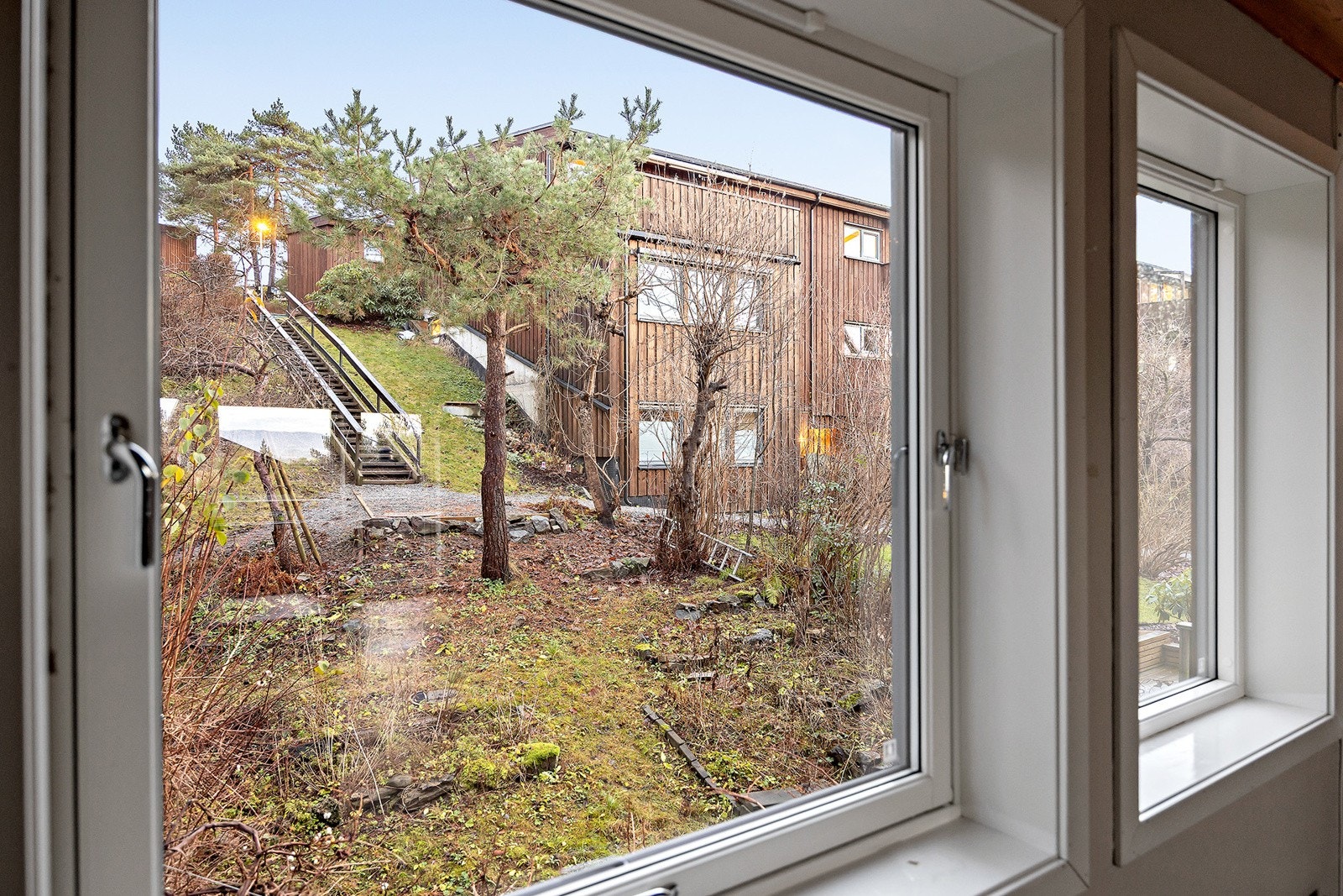 Utsyn fra stue. Galleribilde