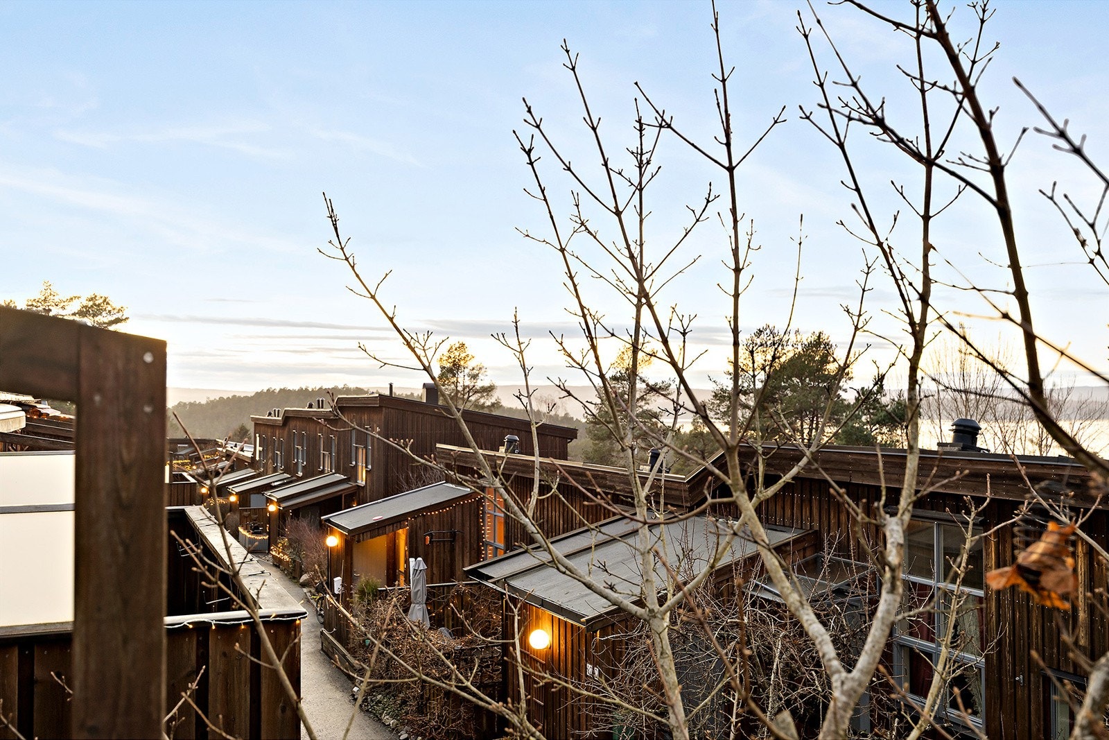 Utsyn fra balkong. Galleribilde