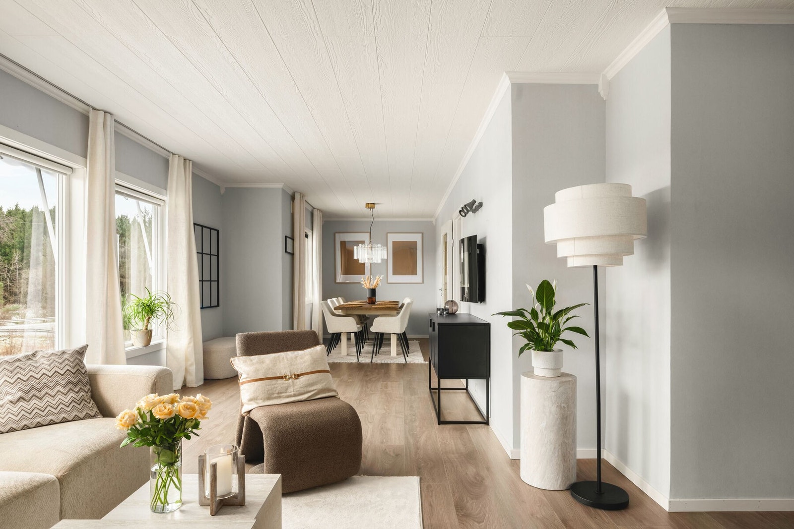 Fra stue mot spiseplass (potensielt soverom) Galleribilde