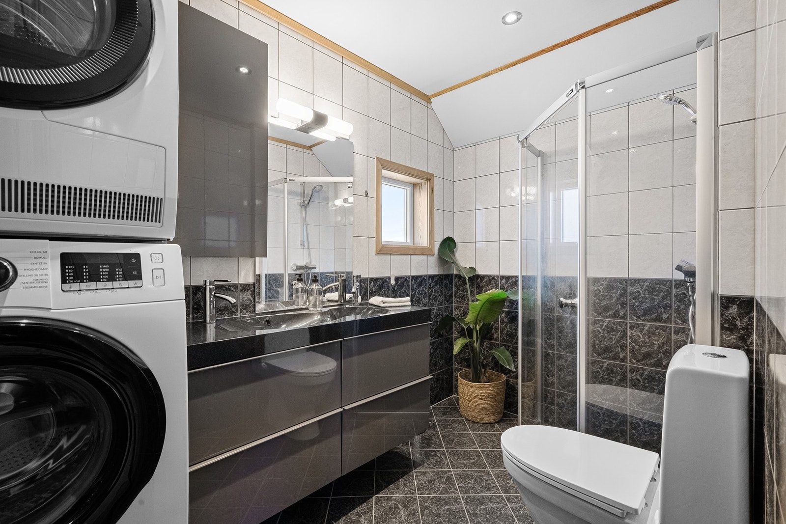 Bad/ vaskerom Galleribilde