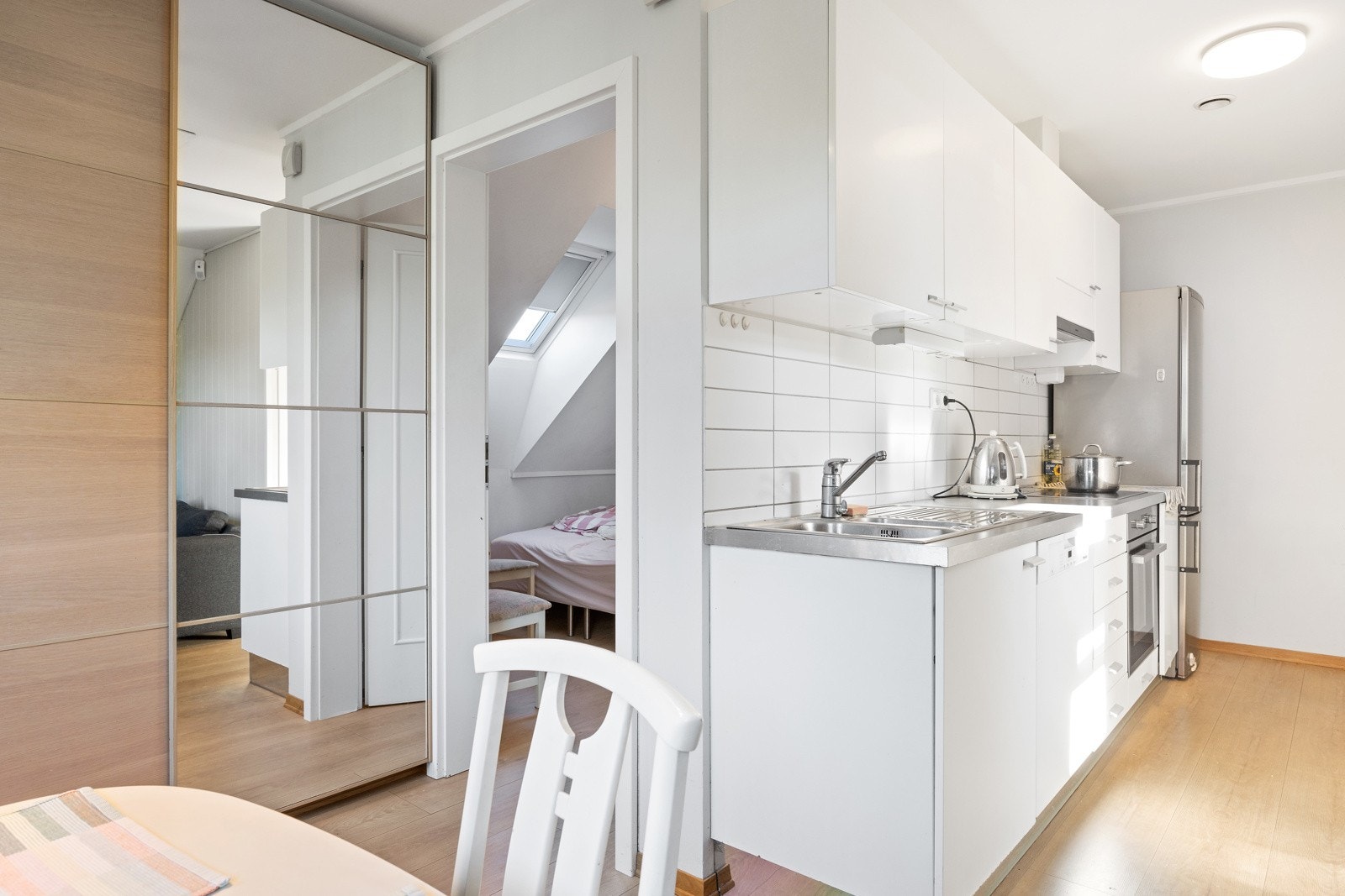 Kjøkken i utleiedel Galleribilde