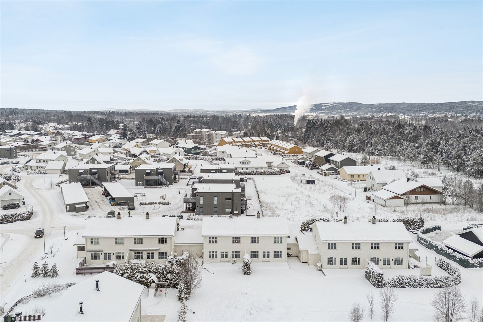 Vinterstid er det kort vei til Åslia Skisenter og et omfattende nettverk av langrennsløyper. Galleribilde
