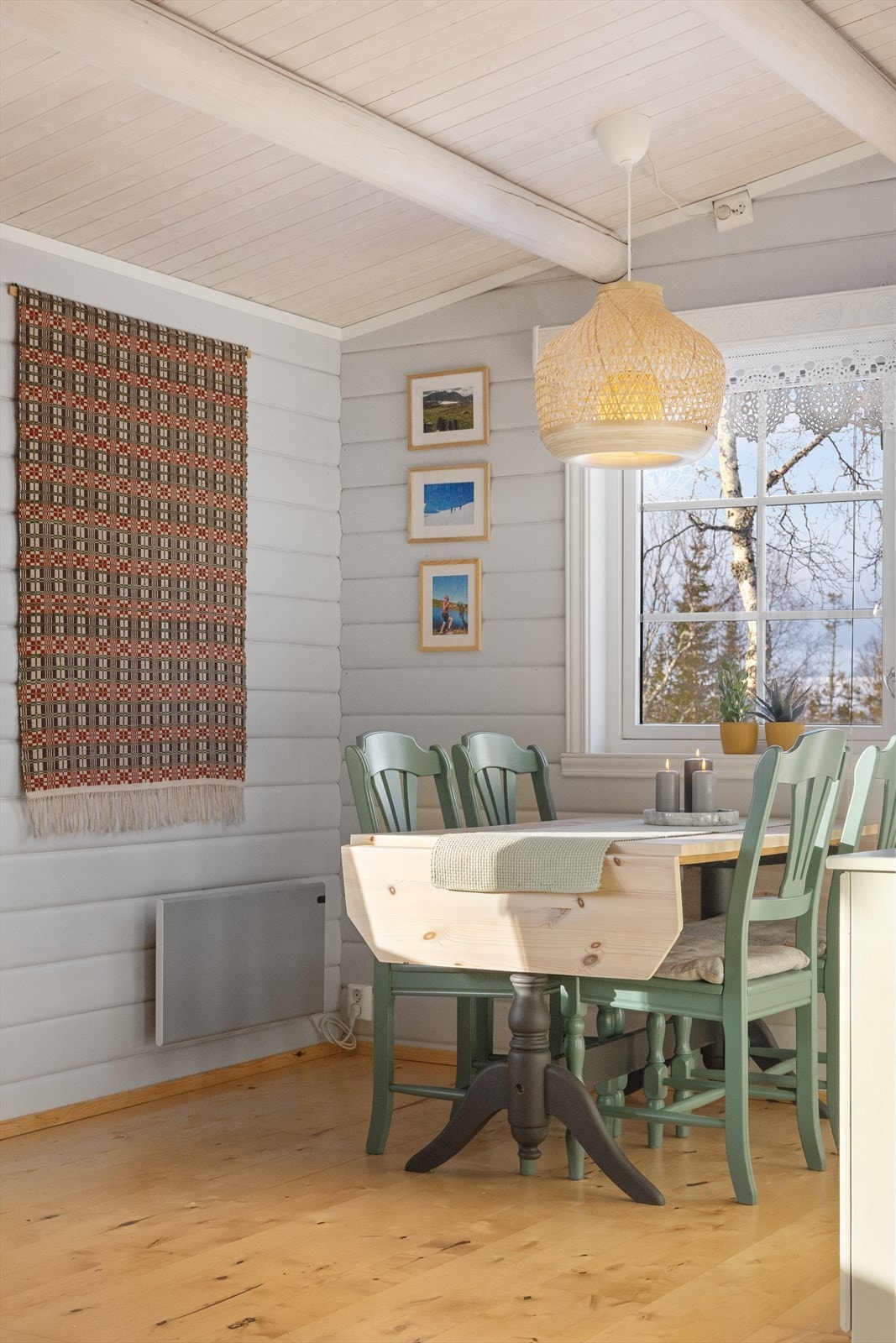 Mot spiseplass. Galleribilde