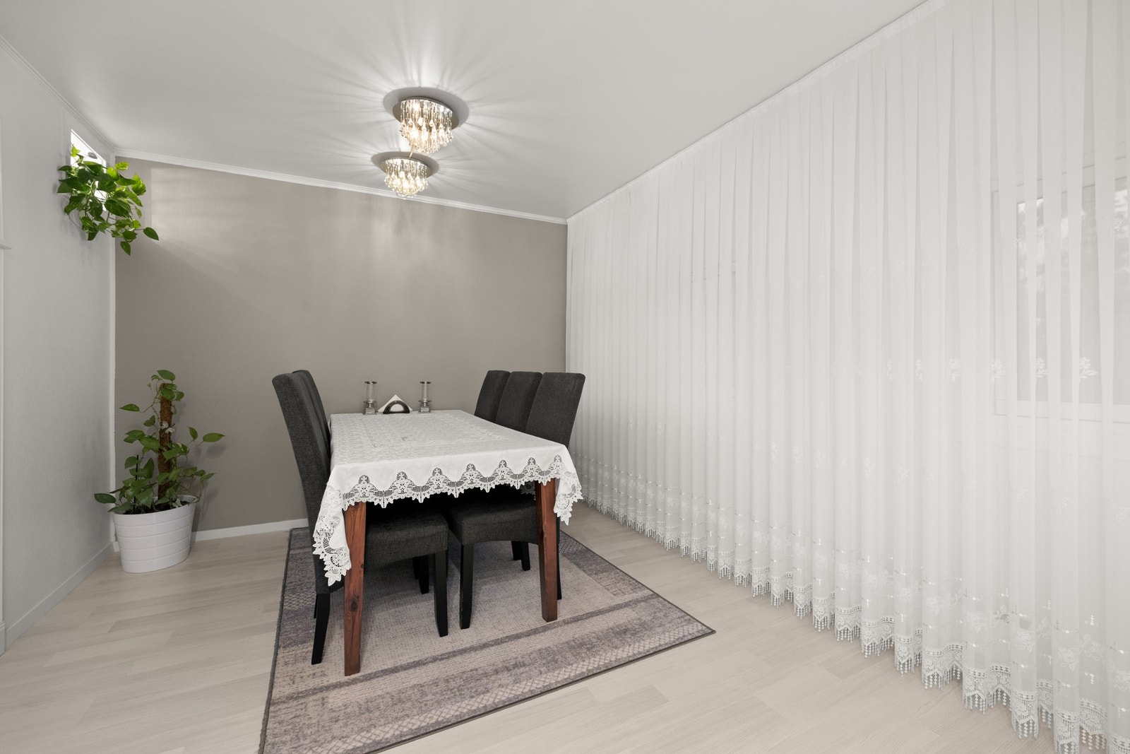 Her er det god plass til sosiale sammenkomster med venner og familie Galleribilde