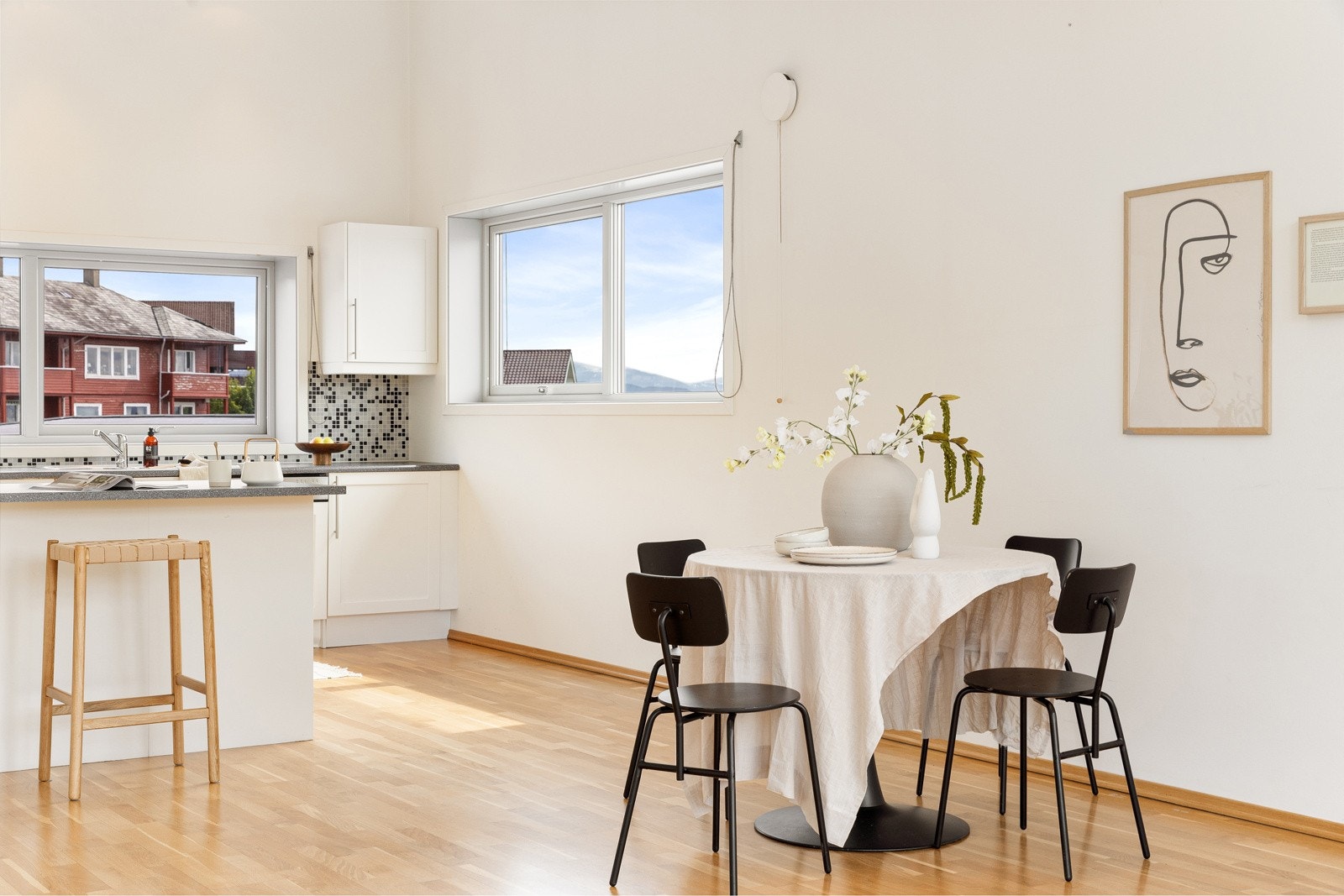 Stuen har god takhøyde Galleribilde