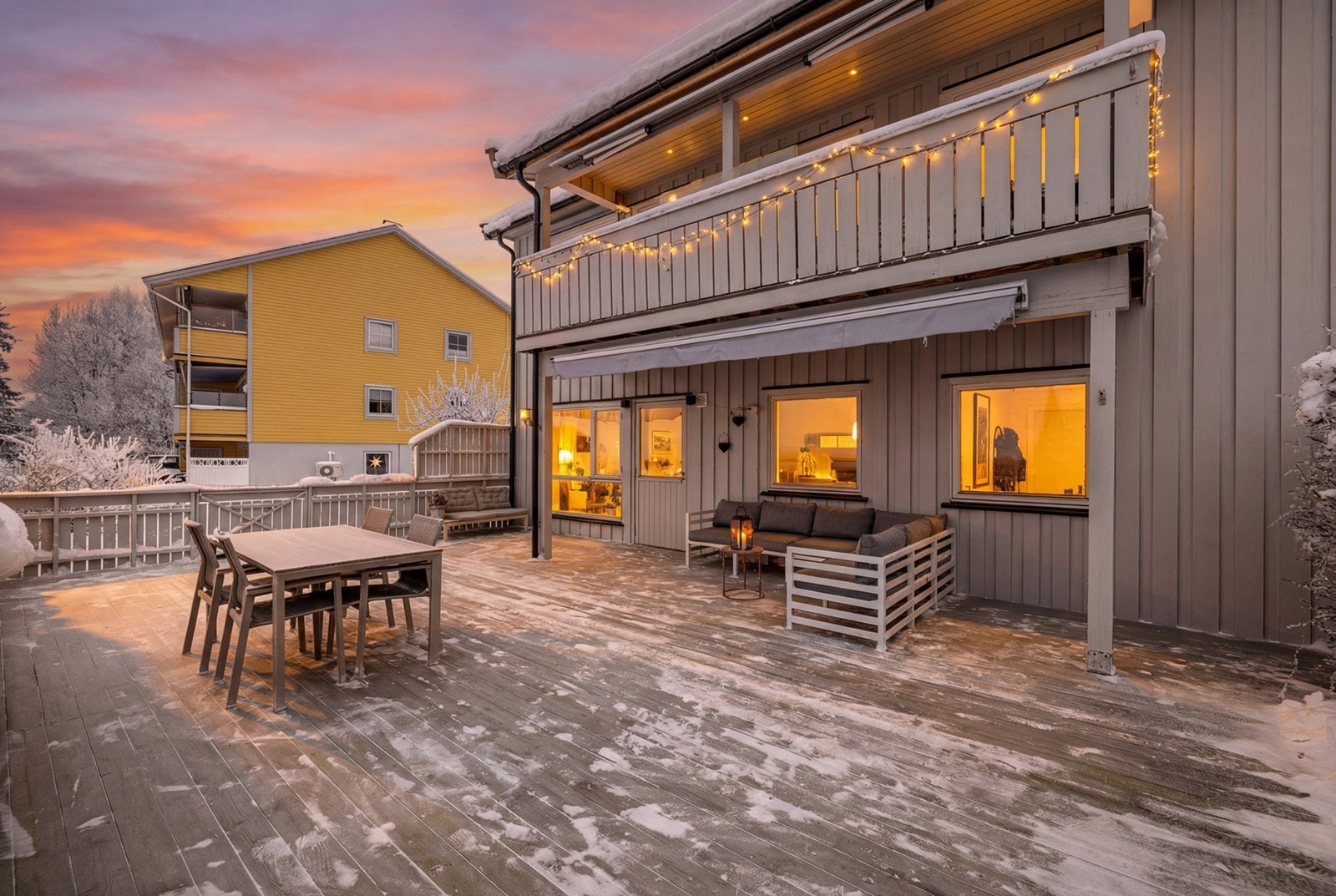 Kari Killi v/ Notar Romerike har gleden av å presentere Buholen 24. Galleribilde