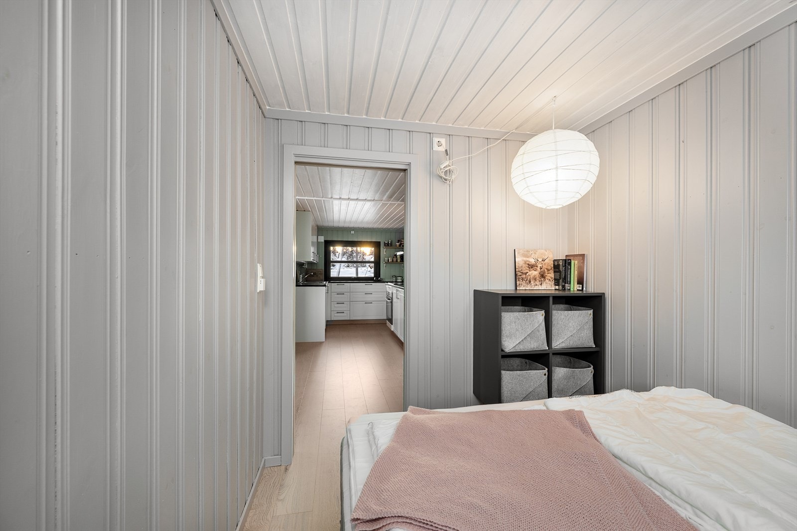 Soverommet ligger praktisk til i tilknytning til allrommet. Galleribilde
