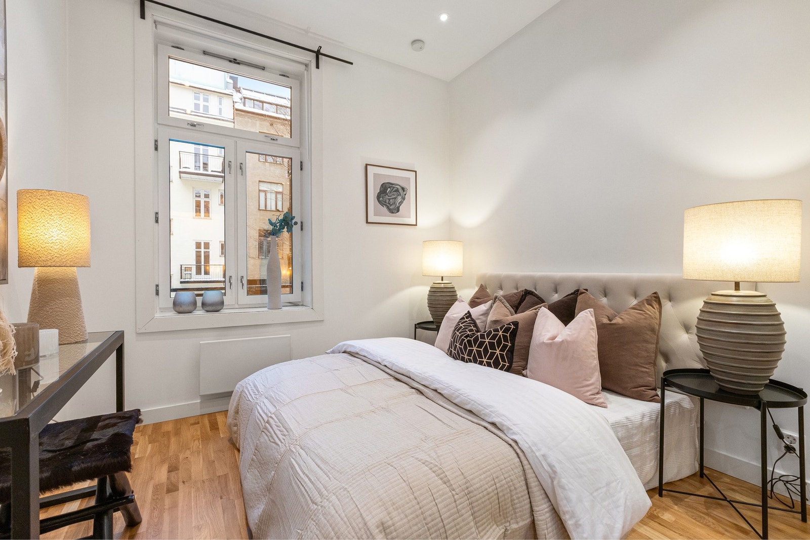 Leiligheten har to gode soverom. Galleribilde