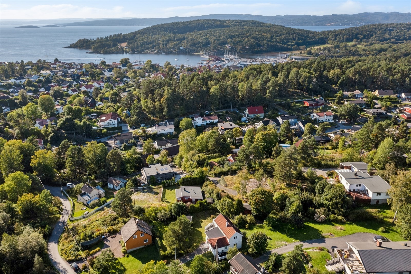 Gangavstand til vakre Son sentrum! Kort vei også til Sonsveien stasjon! Galleribilde