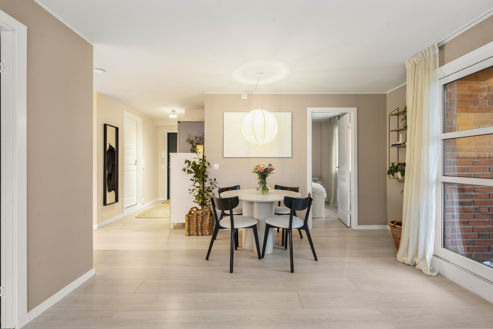 På andre siden av stuen har du soverom nr. 2. Galleribilde