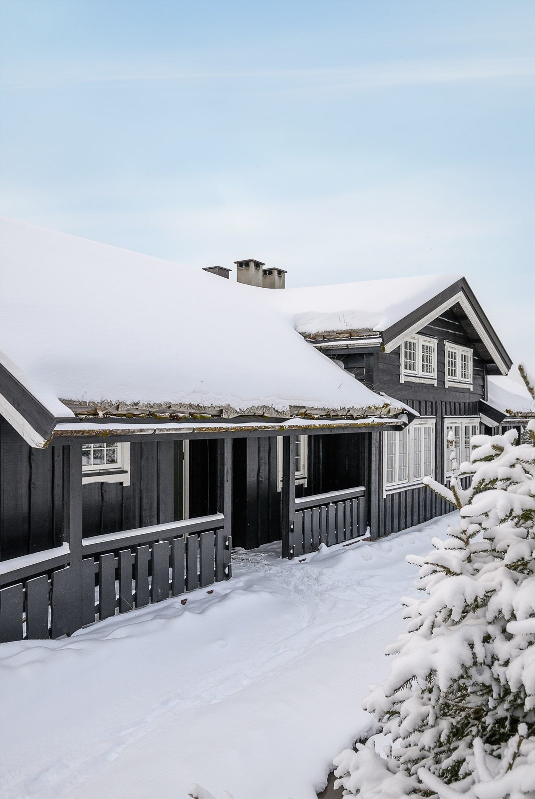 Overbygget inngangsparti. Galleribilde