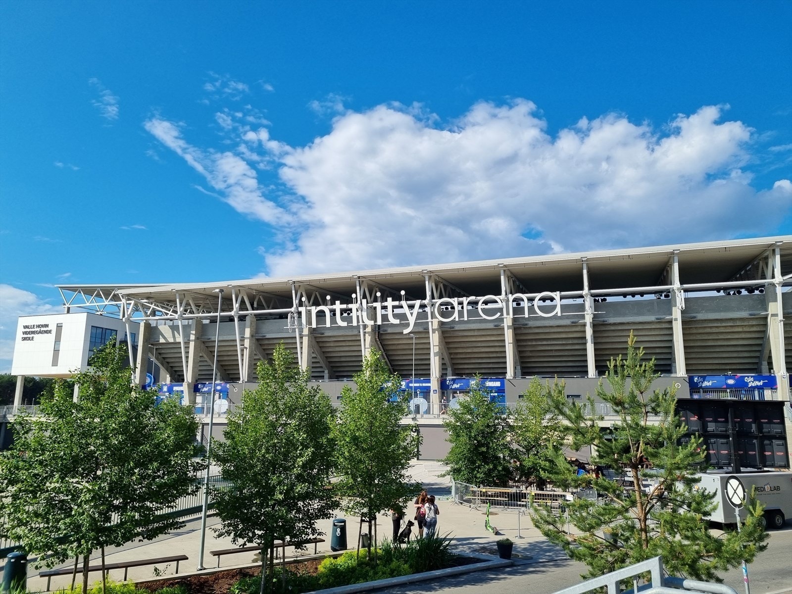 Det er kort vei til Intility arena. Galleribilde