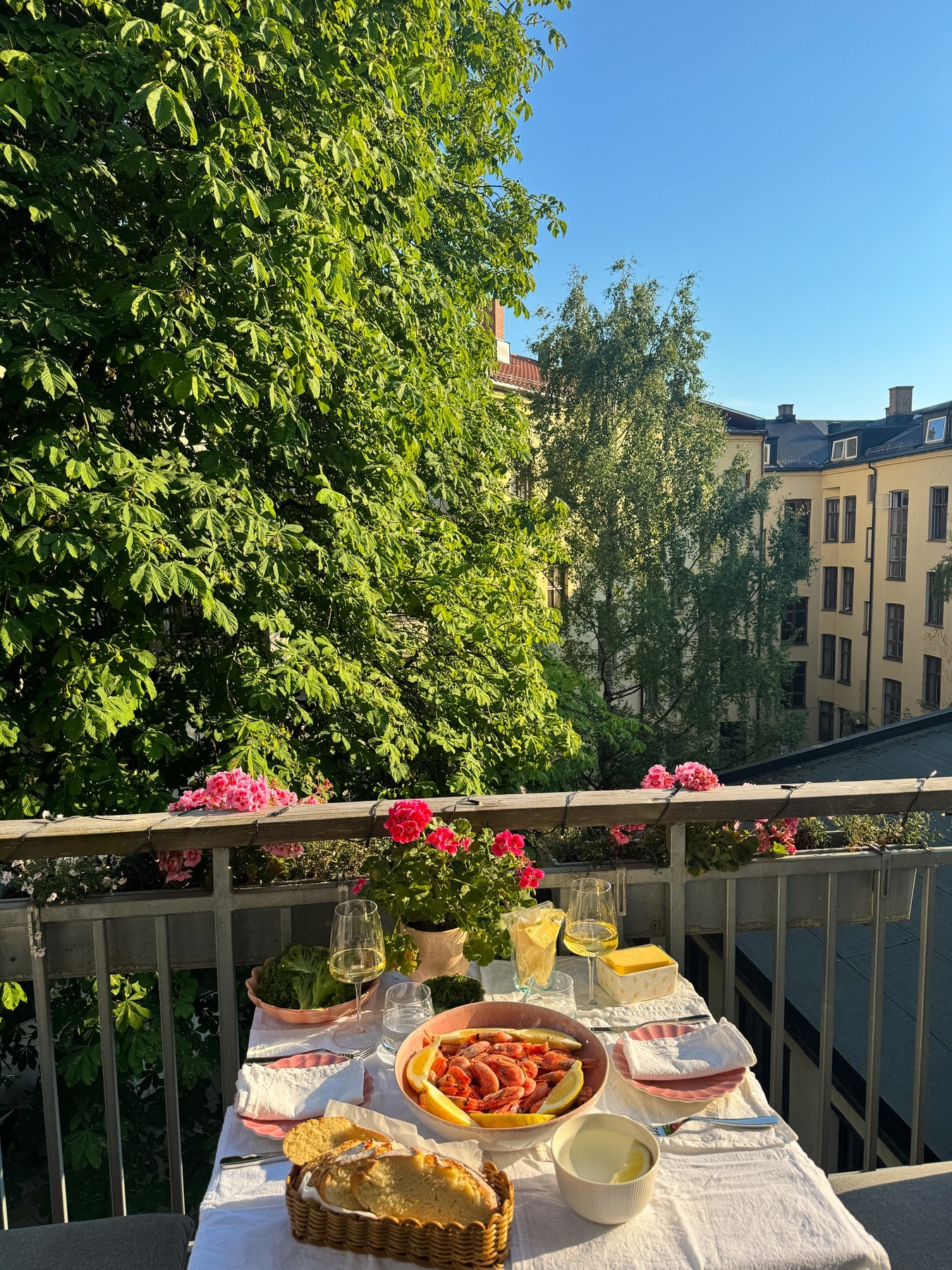 Selgers private sommerbilde. Galleribilde