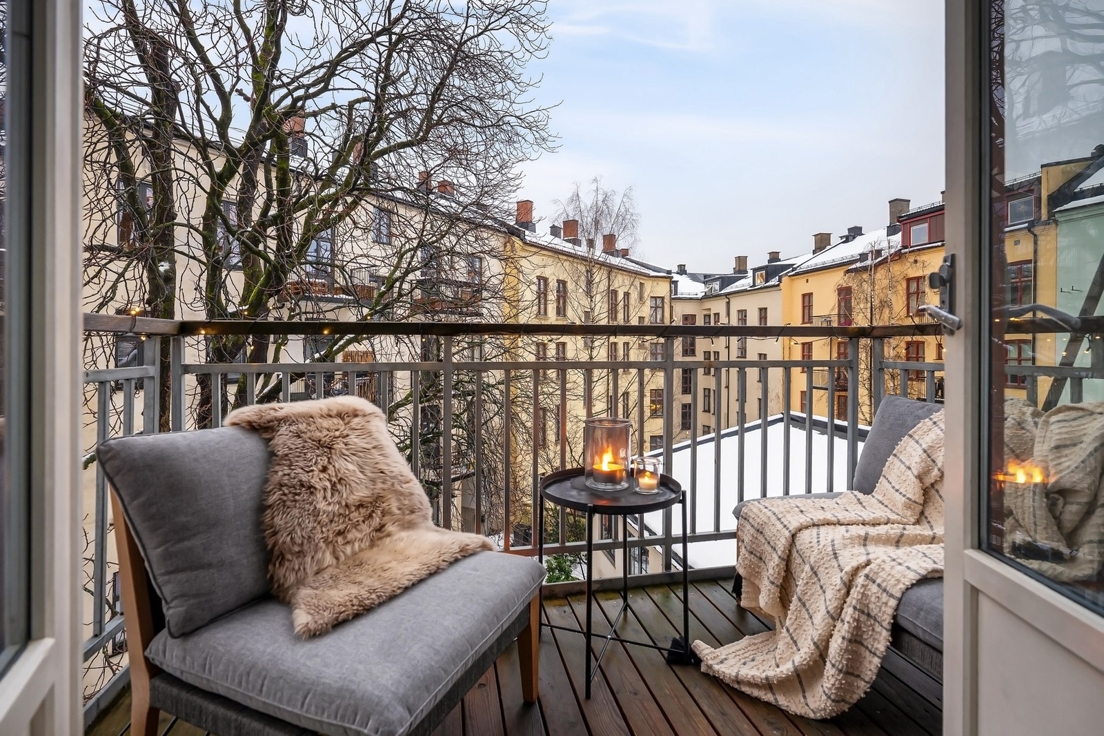 En klassisk 2-roms beliggende i en flott bygård fra 1895. Galleribilde