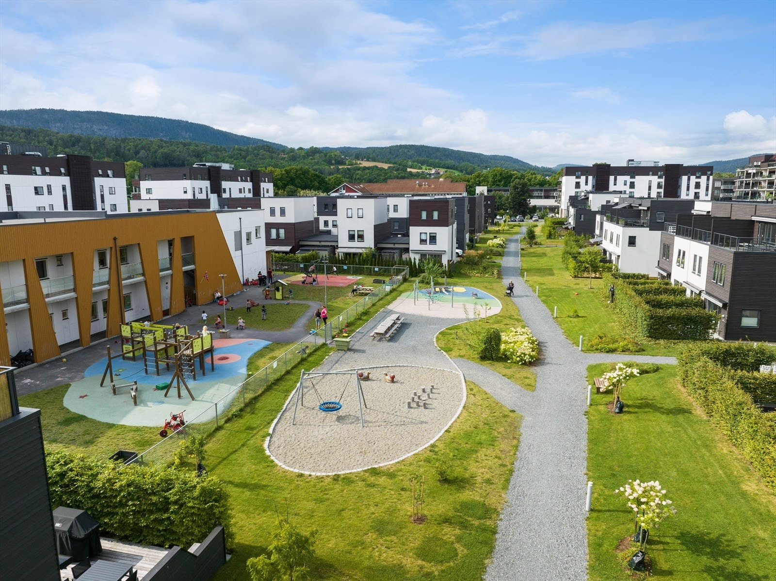 Beboere i hagebyen har prioritet i barnehagen like utenfor boligen. Galleribilde