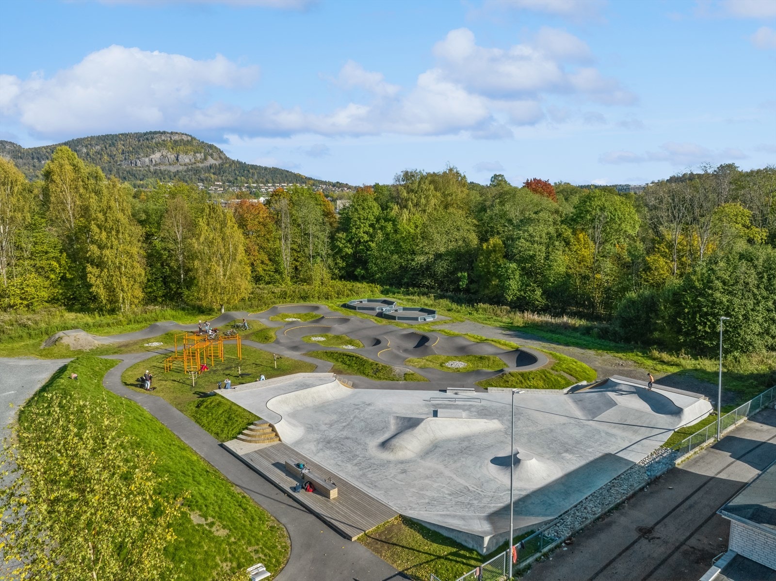 Samlingspunktet Vøyenenga aktivitetspark ligger like utenfor hagebyen Galleribilde