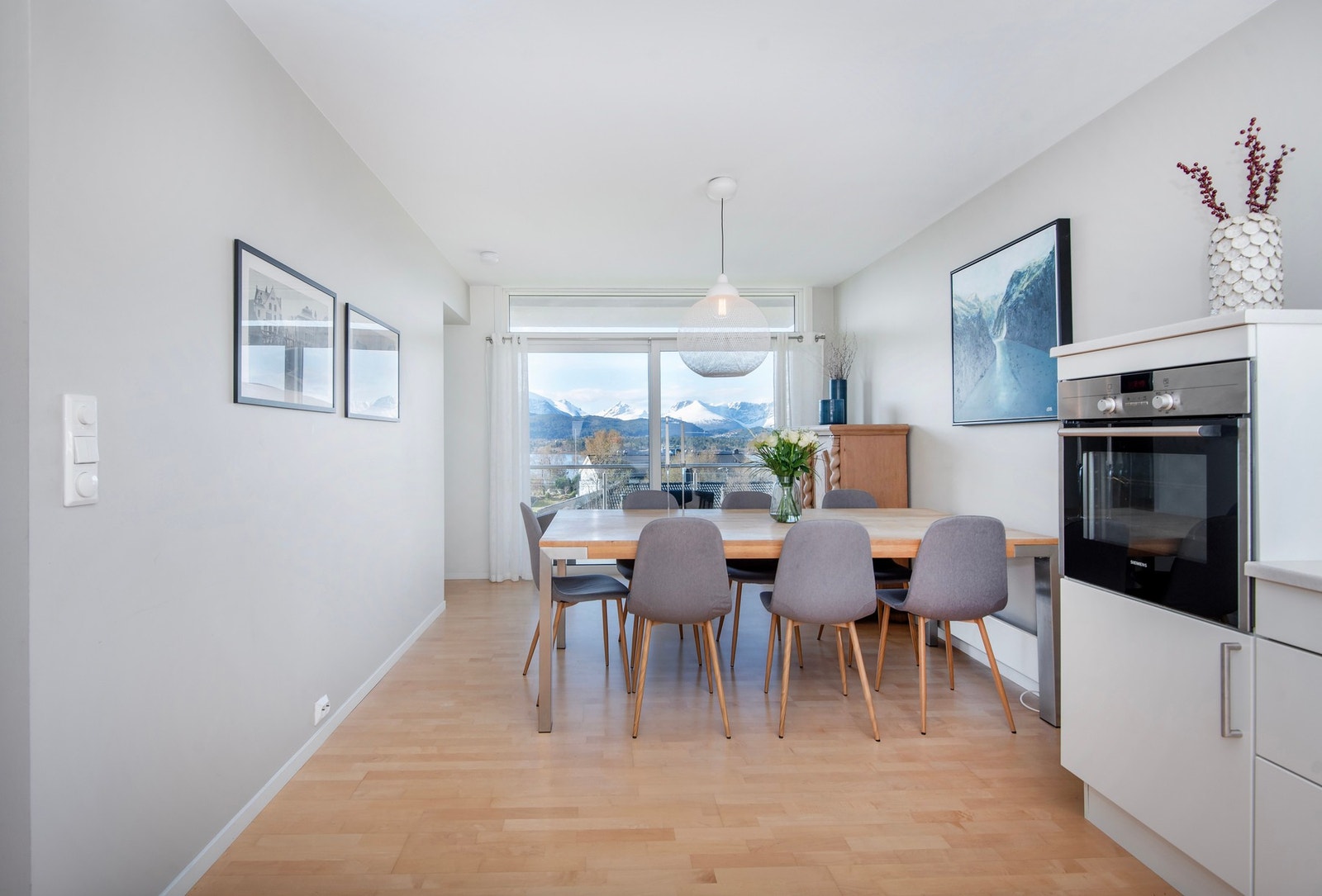 - her ligger alt til rette for gode måltider sammen med familie og venner. Galleribilde