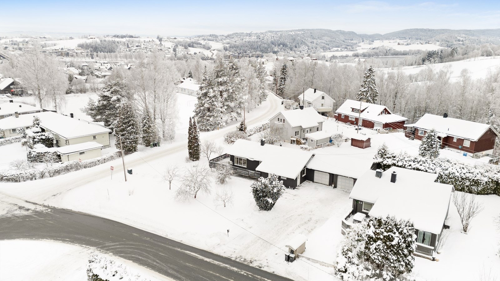 Området byr på gode turmuligheter med nærhet til skog og mark. Galleribilde