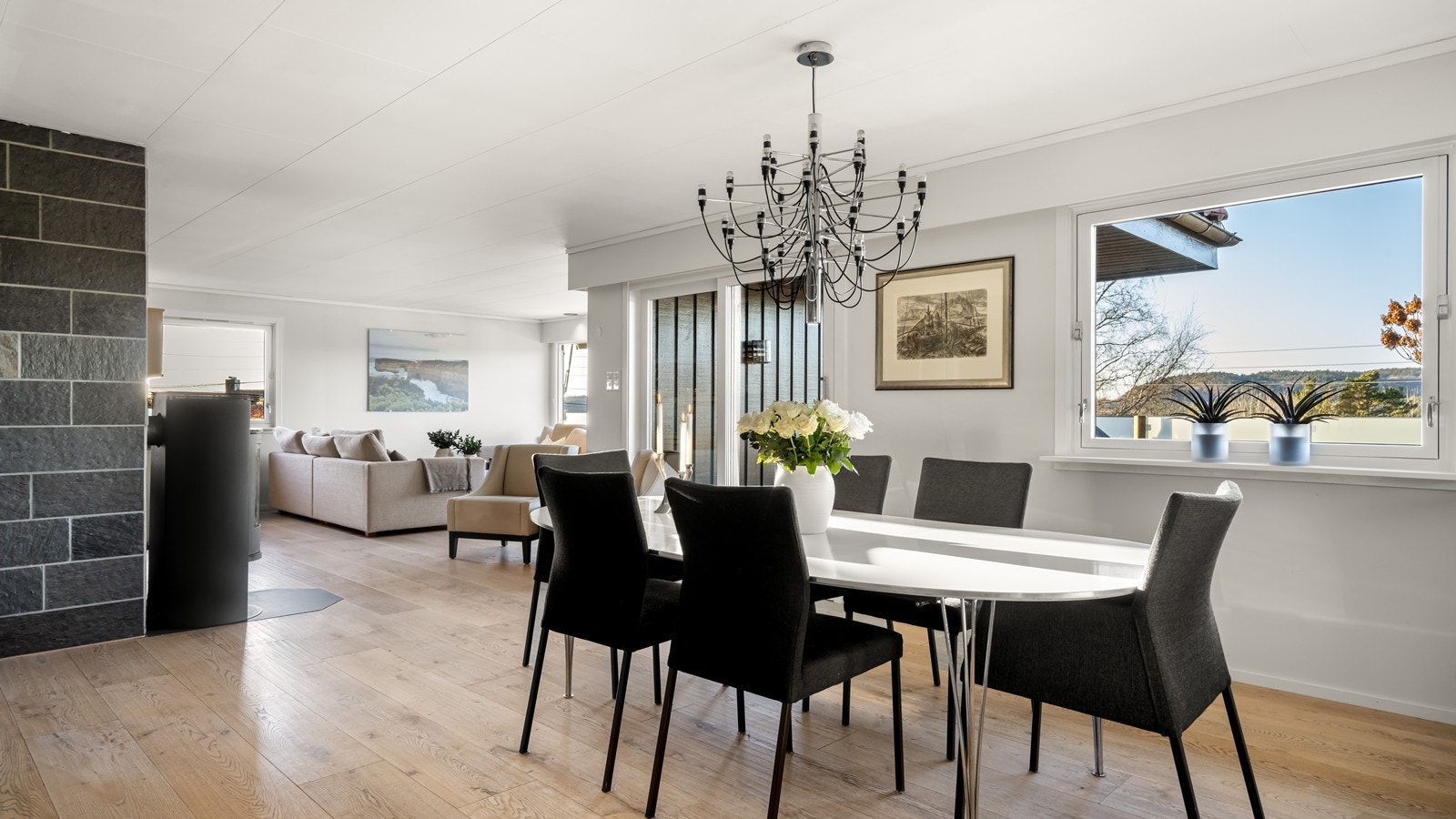 Utgang til stor veranda Galleribilde