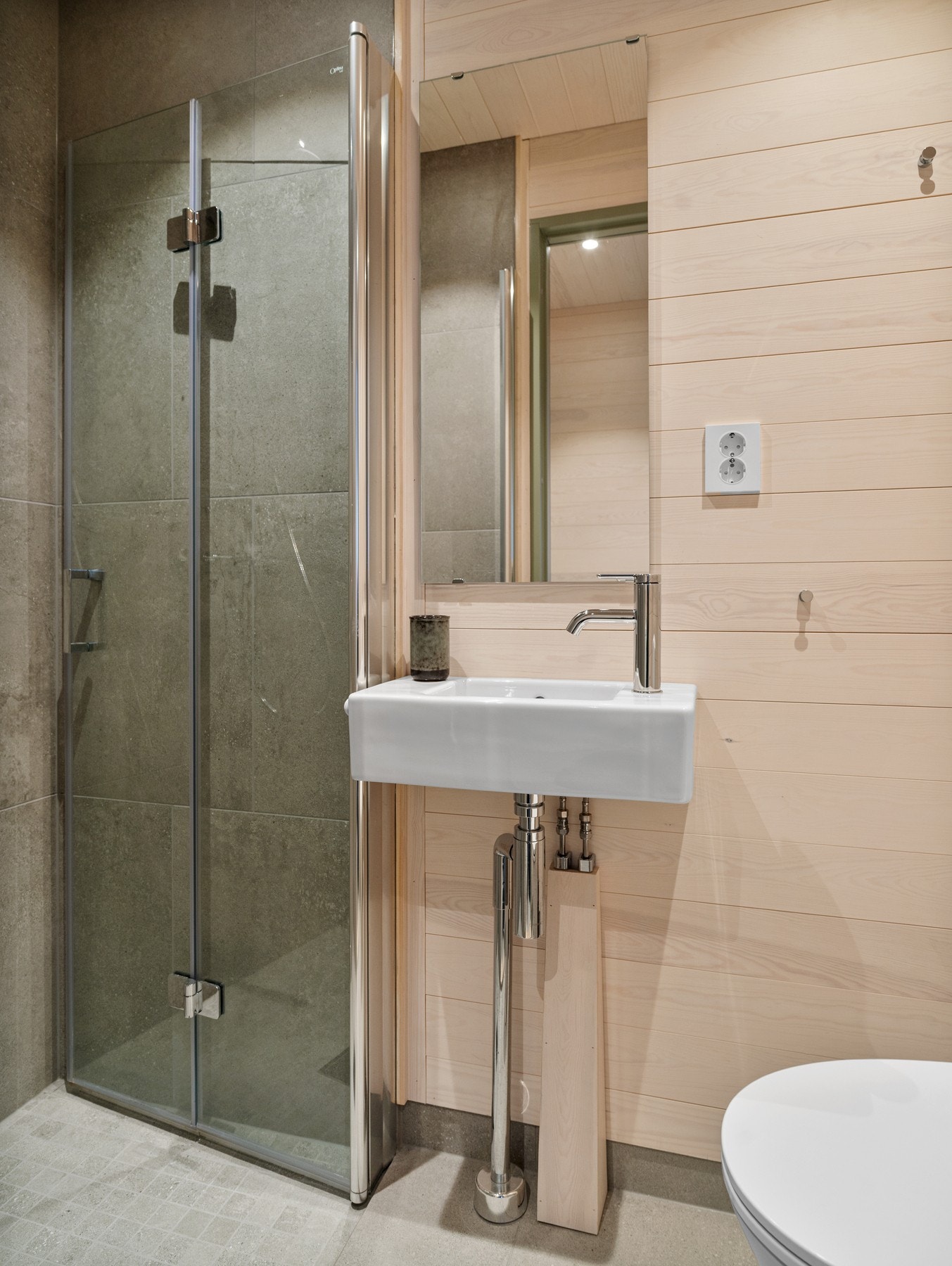 Bad/wc i anneks. Galleribilde