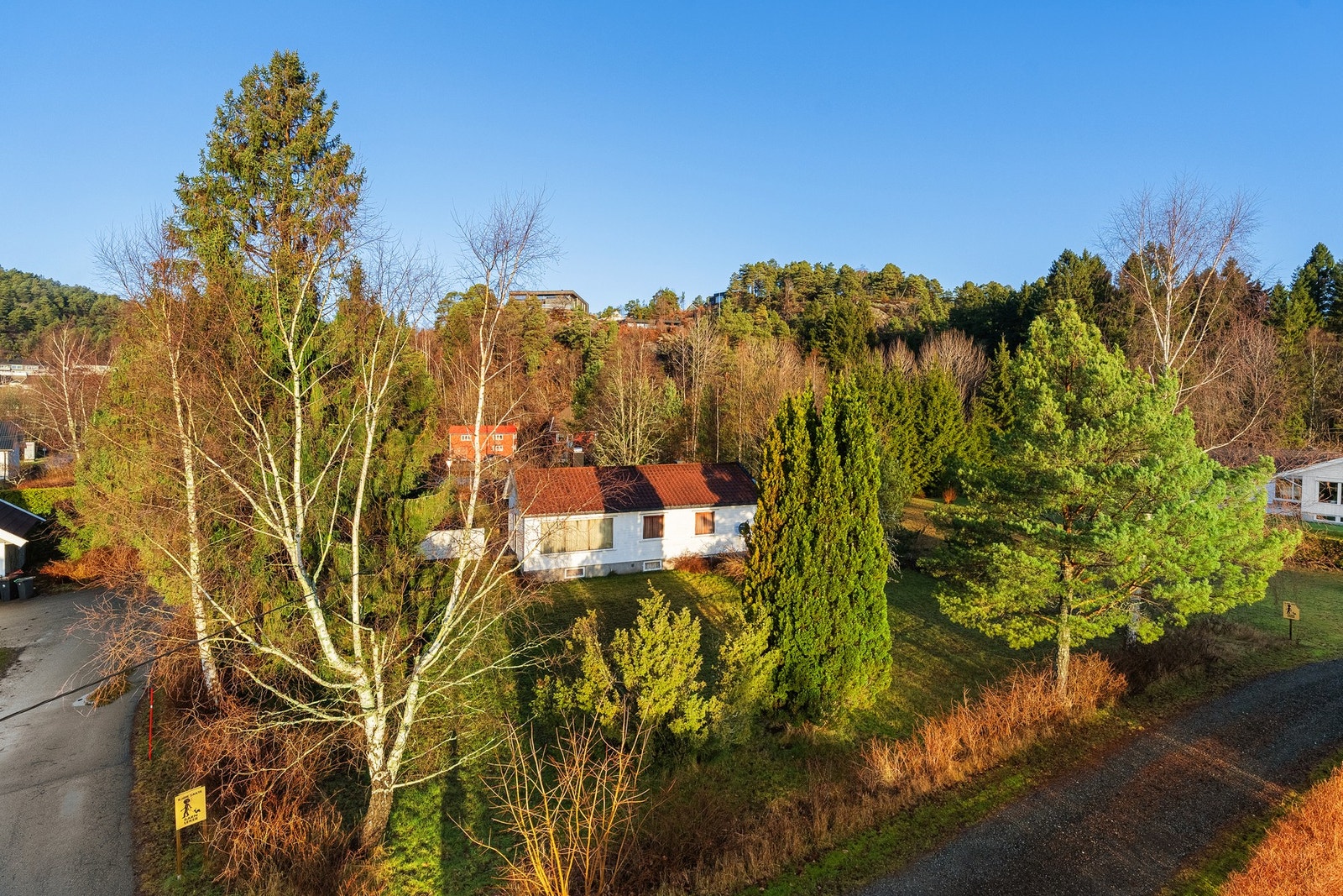 Eiendommen ligger i etablert boligområde Galleribilde