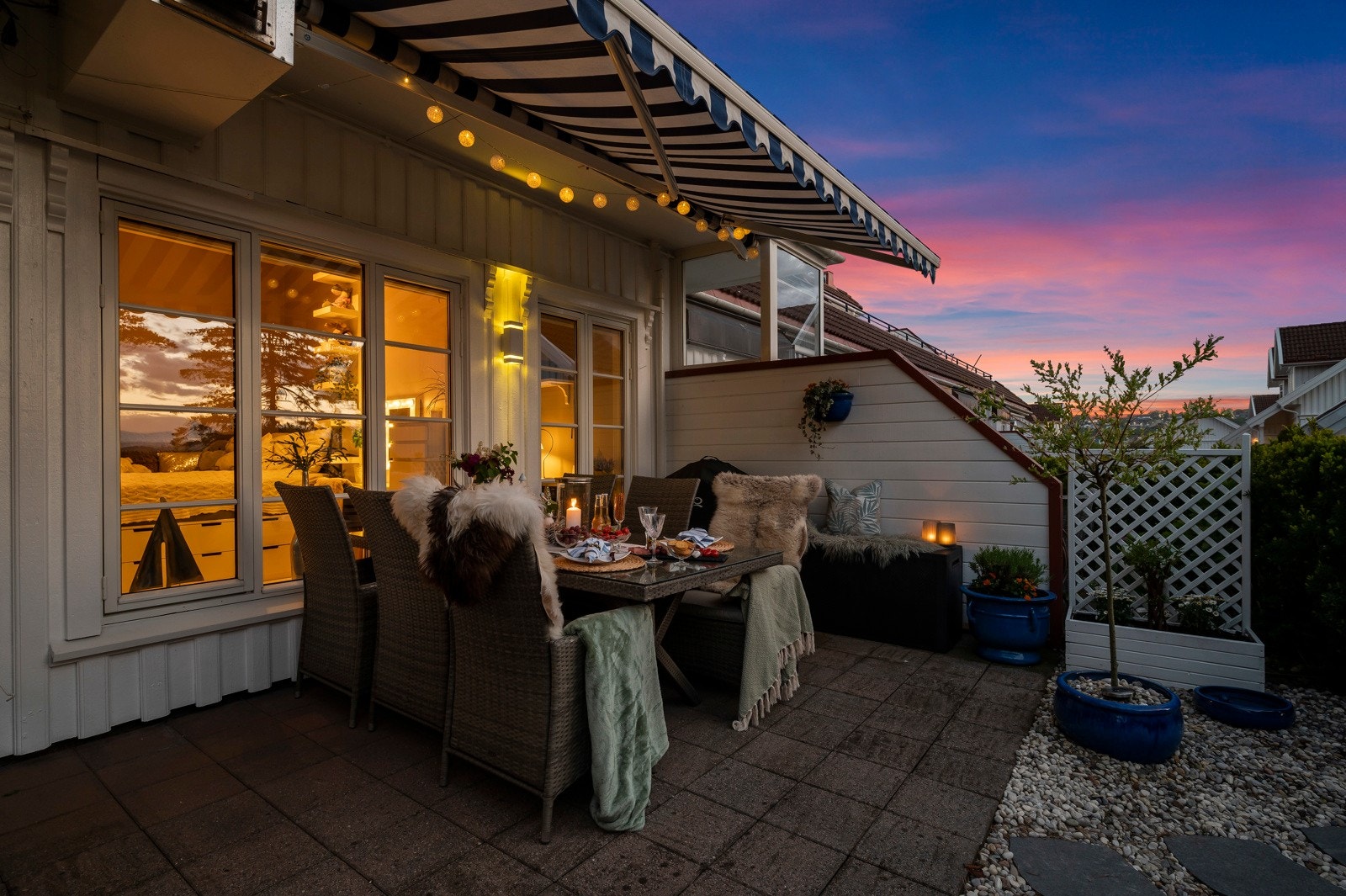 Her er det god plass til møblering av utemøbler Galleribilde