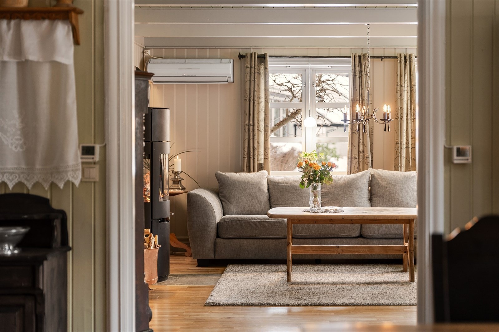 Lunt og tidløst med smakfull stil som passer de fleste Galleribilde