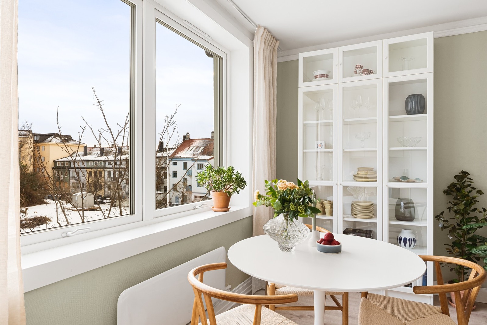 Vinduene i leiligheten ble byttet i 2023/24. Galleribilde