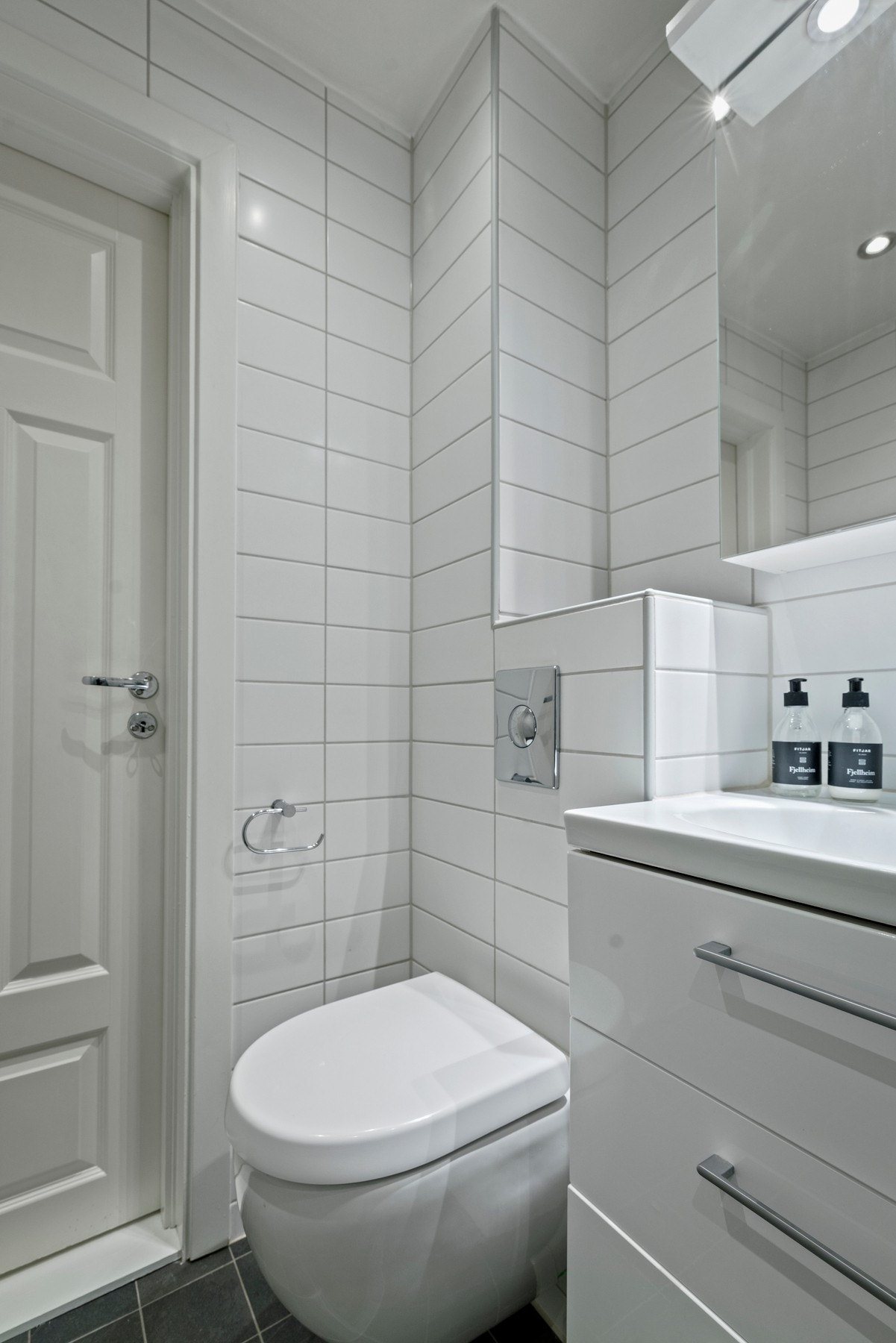 Elektriske varmekabler i gulv. Galleribilde