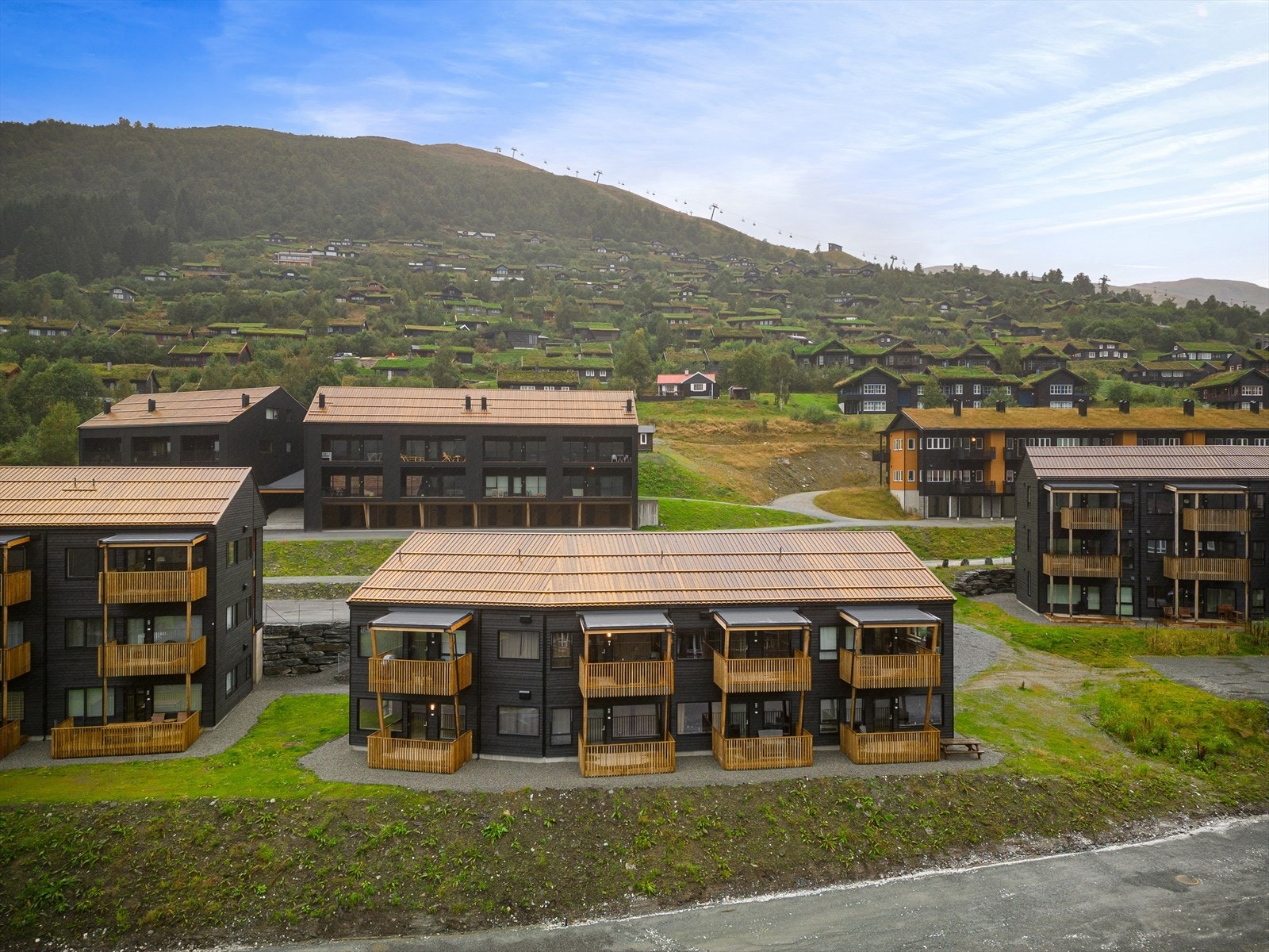 Svoletunet har en god beliggenhet i naturskjønne omgivelser med flott utsikt. Galleribilde