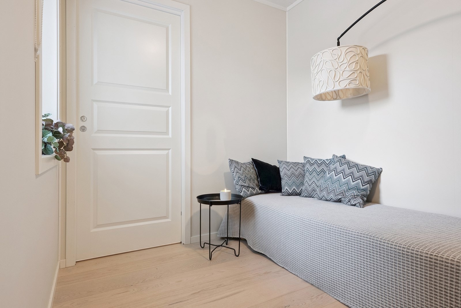 Soverom 3(3) skyvedør til vaskerom. Galleribilde