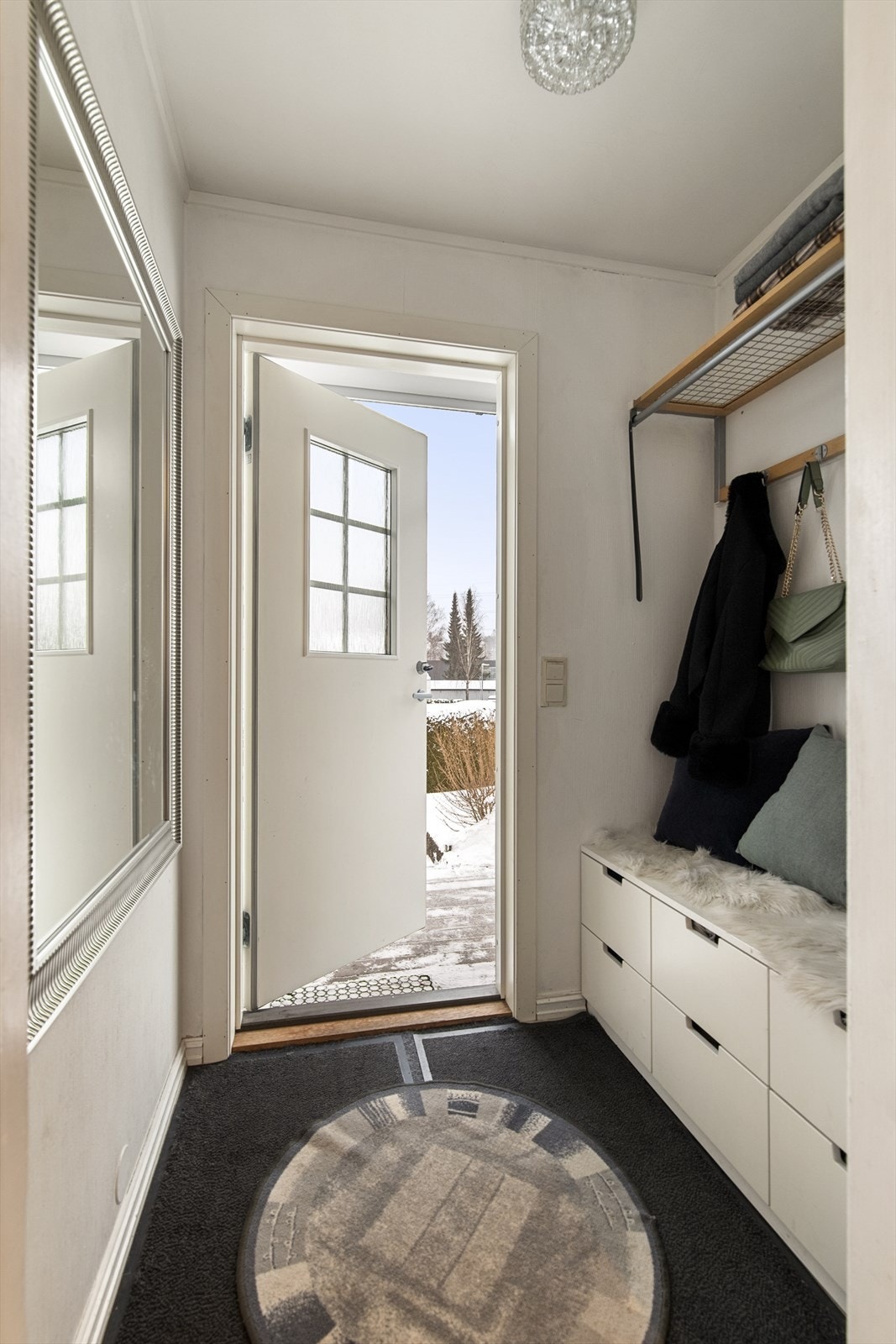 En hyggelig entré ønsker velkommen inn! Galleribilde