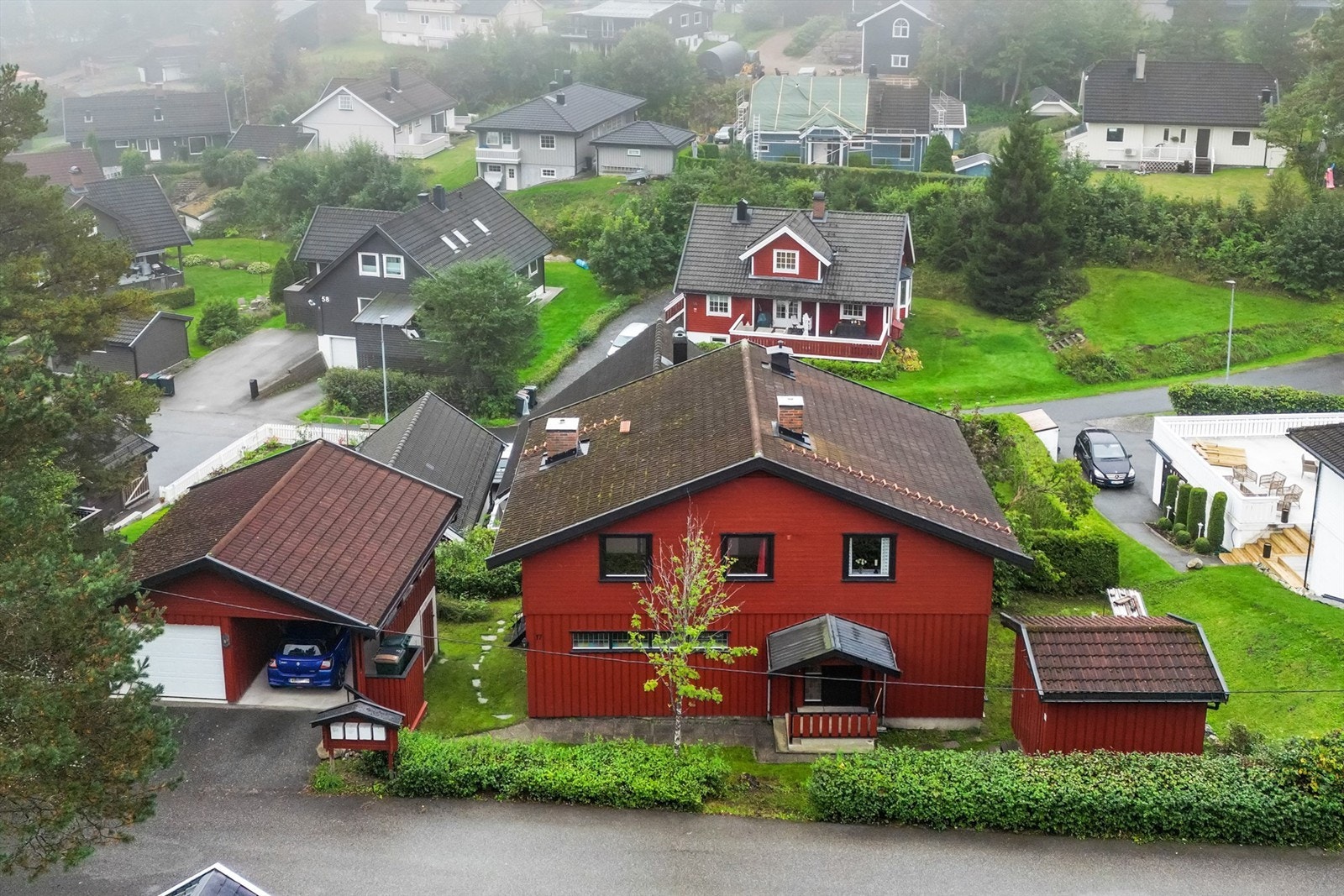 Romslig enebolig med 2 etasjer. Foto: Haiman Askari/Knipzet AS Galleribilde